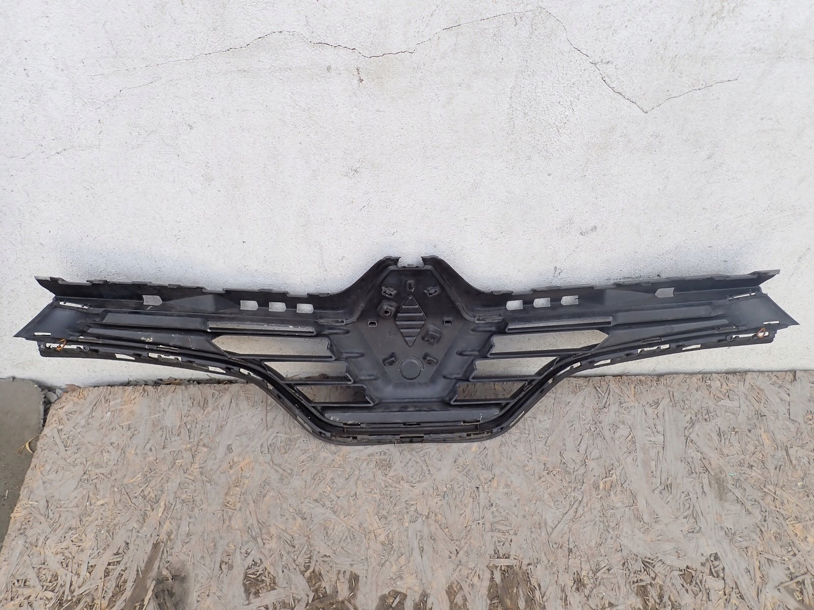 GRIGLIA RENAULT CAPTUR 1 e J5 2013-2016R 623102335R