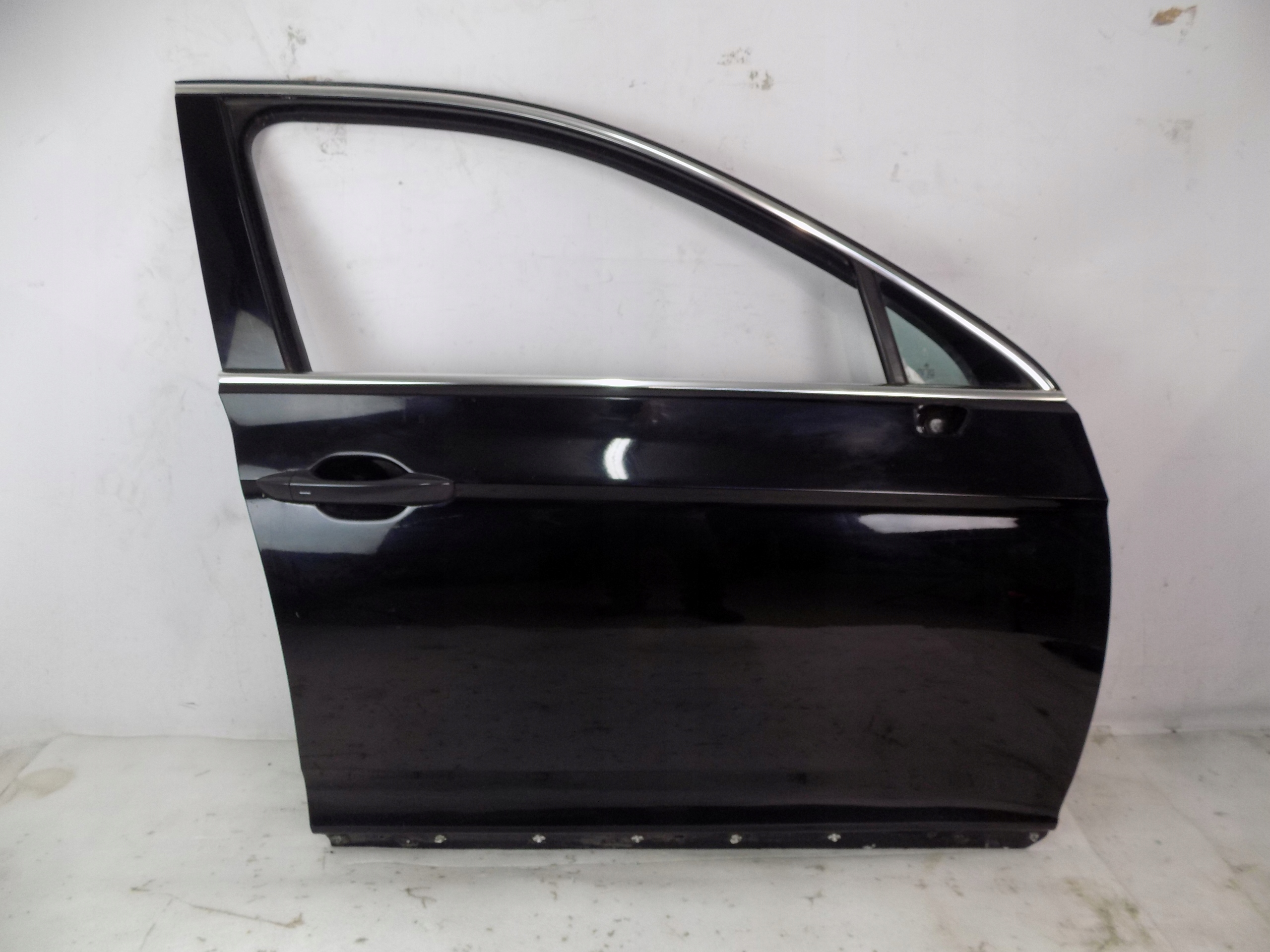 VW PASSAT B8 3G DRZWI PRAWE PRZÓD LC9X