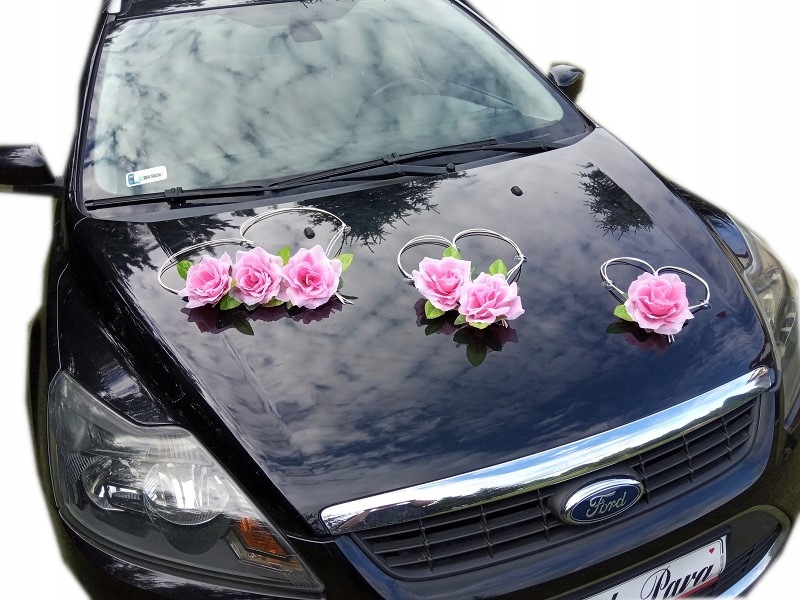 

DS142 /C Dekoracja ślubna na samochód trzy serca