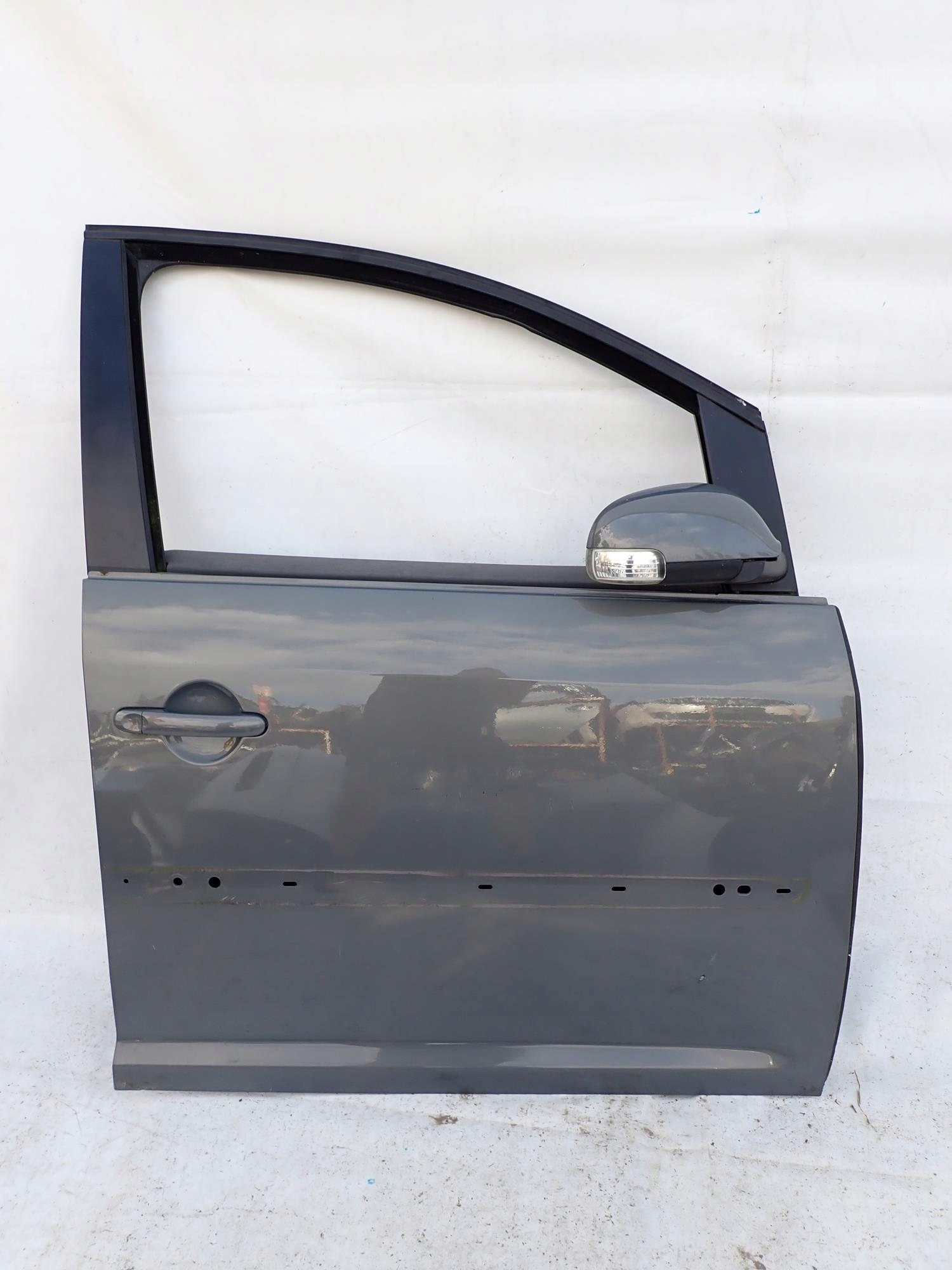 VW TOURAN and 1 03-15 door front front right