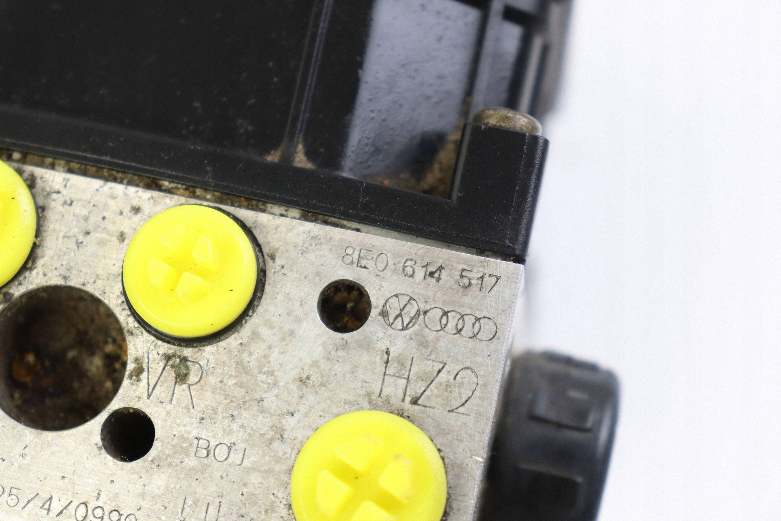 AUDI A4 B6 pump control unit ABS 8E0614517 0265950011 0265225048