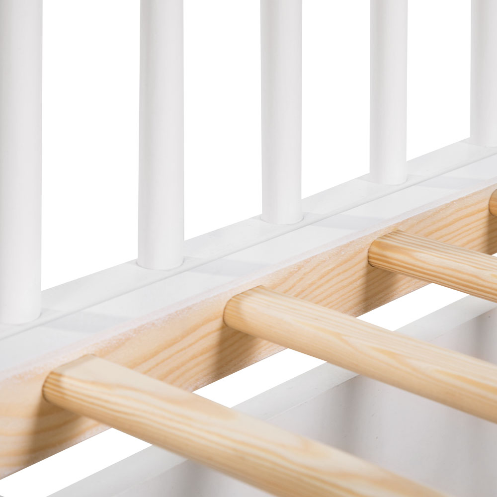 ŁÓŻECZKO DREWNIANE KLUPŚ TIMI BIAŁY-SOSNA 60x120 Kod producenta 02022