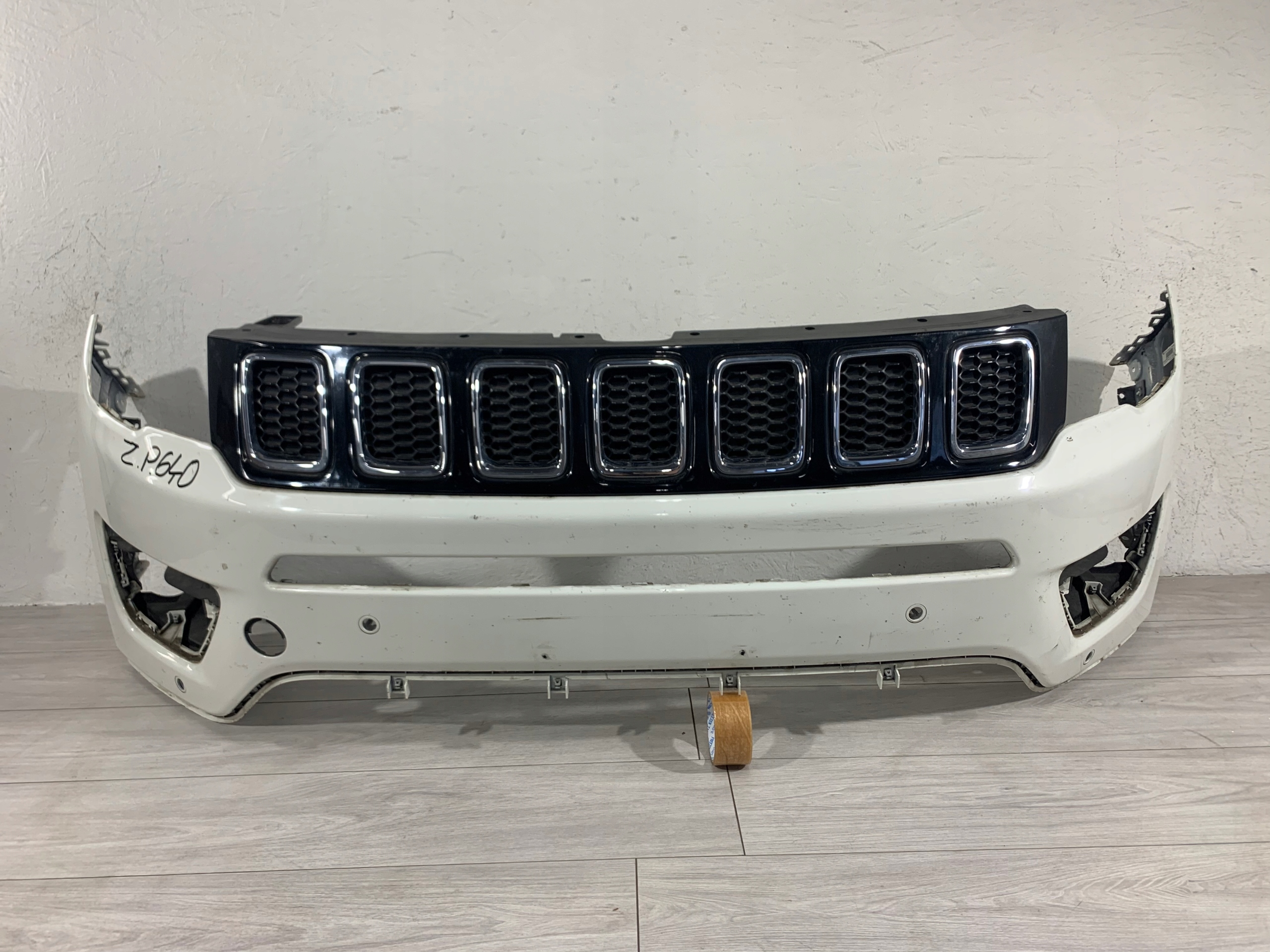 Zderzak przód Jeep Compass II 1620 za 700 zł z Międzychód Allegro.pl