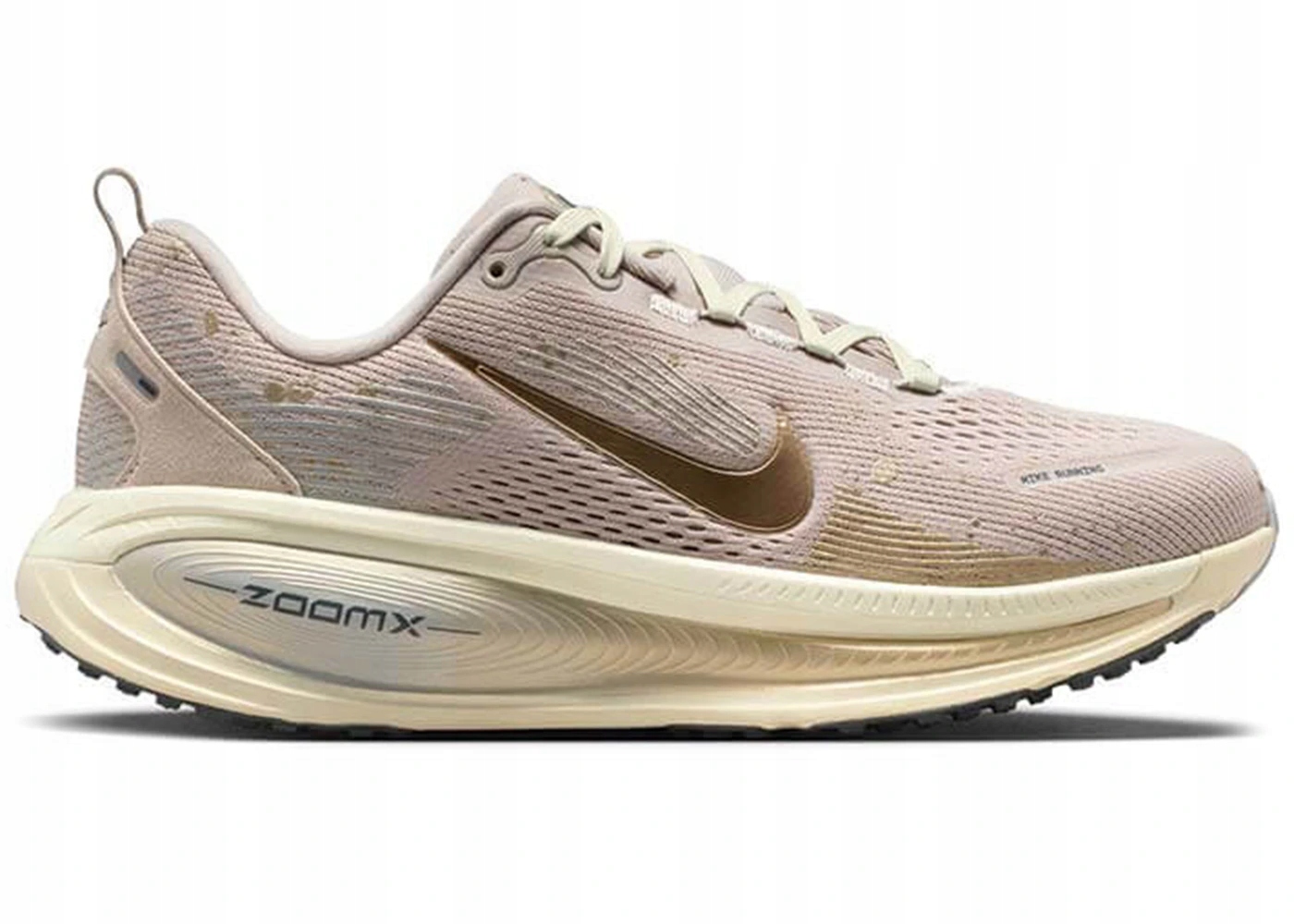 Nike Vomero 18 Se krémový kokosový zlatý dámský IF4463-200 36.5