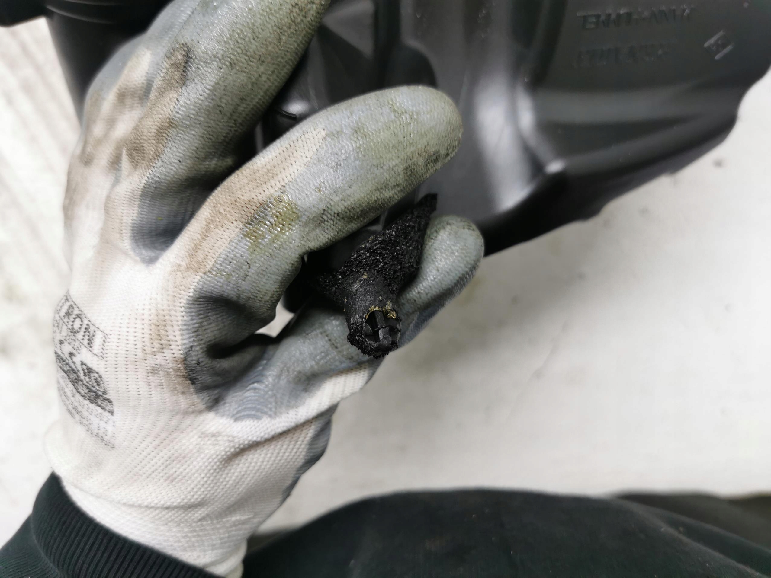 Gehäuse filter luft RENAULT MEGANE III 1.6DCI