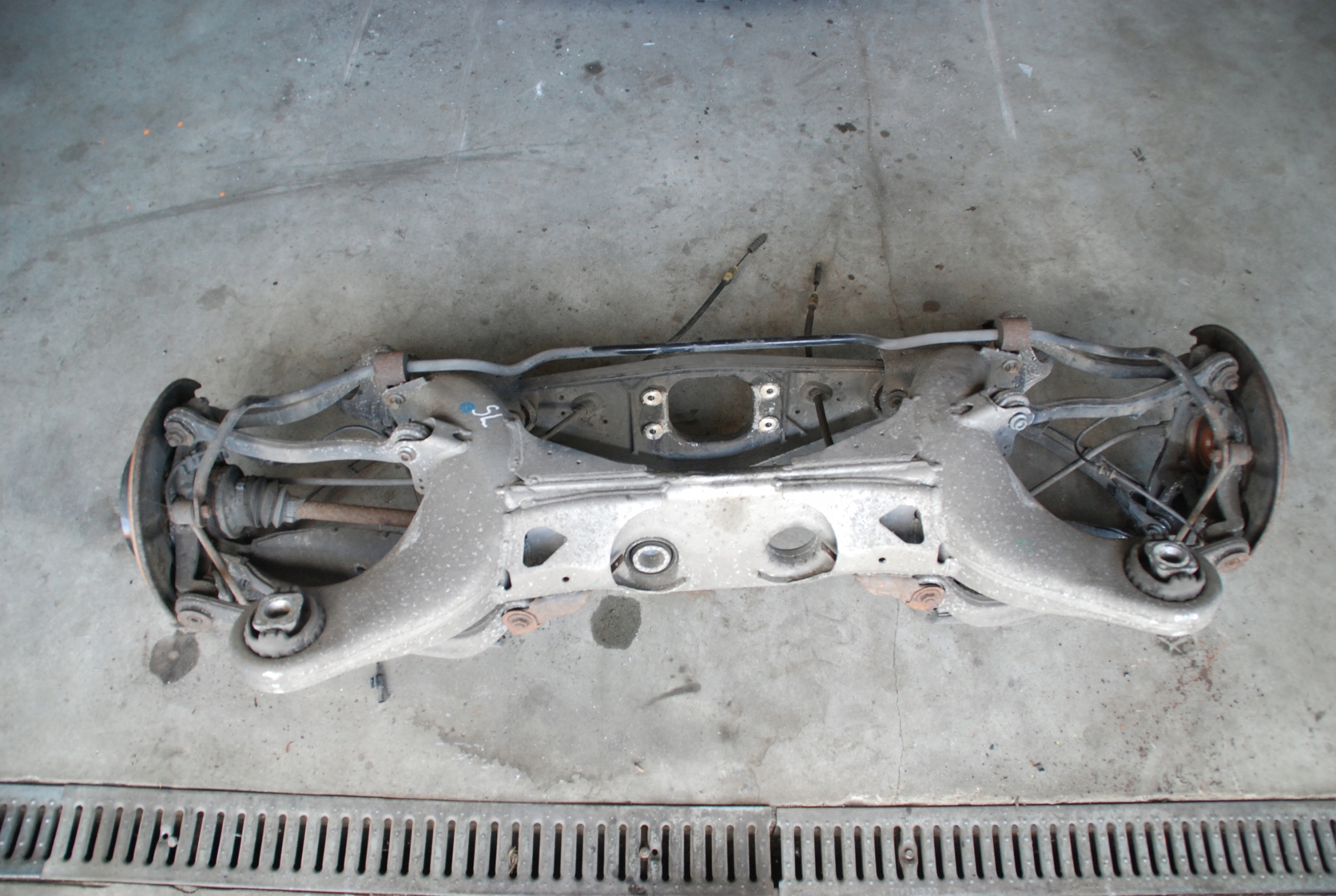 MERCEDES SL W230 R230 SANKI WÓZEK KOŁYSKA TYŁ Typ samochodu Samochody osobowe