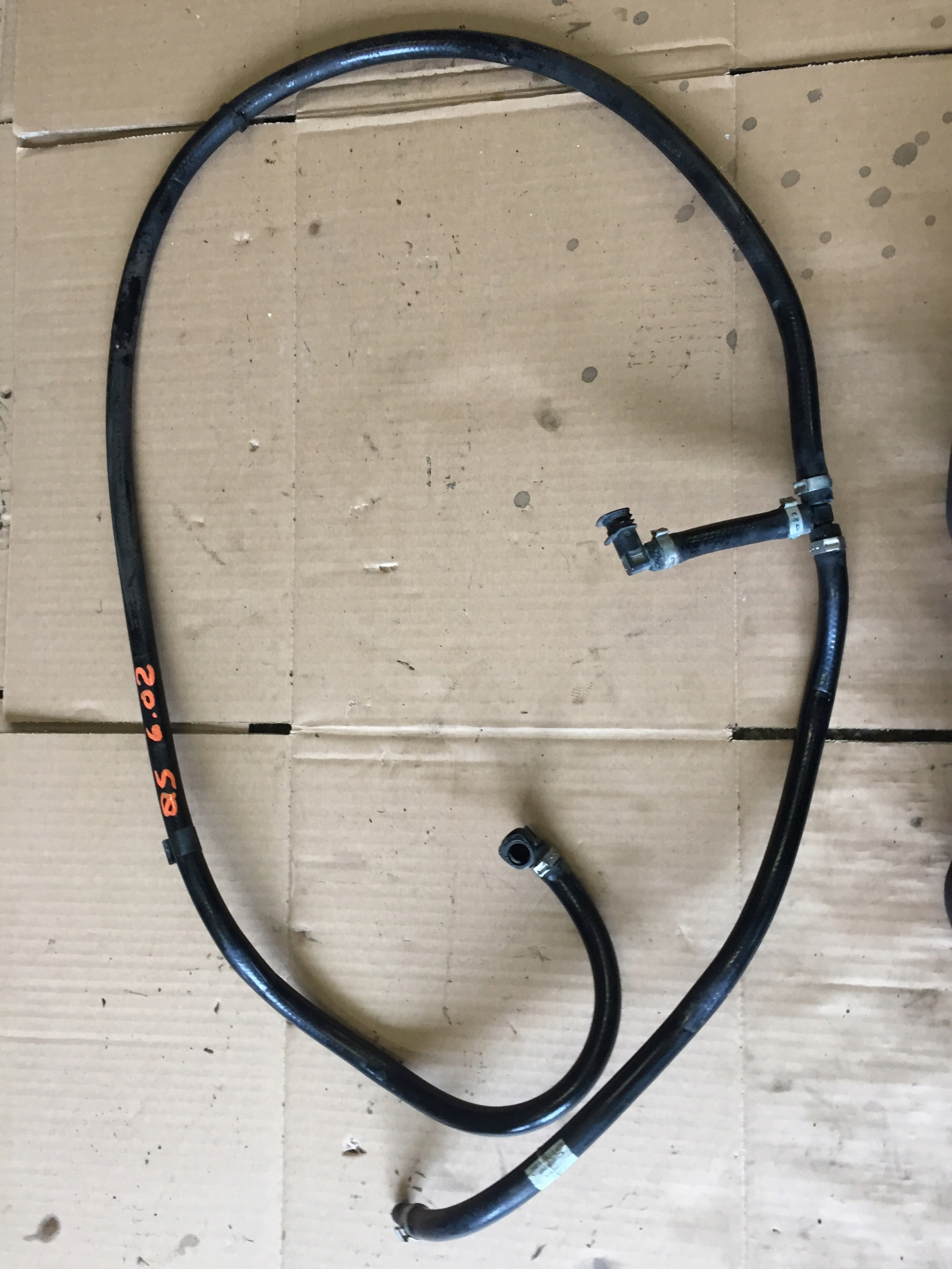 AUDI Q5 шланг омивача лампи 8R0955970A