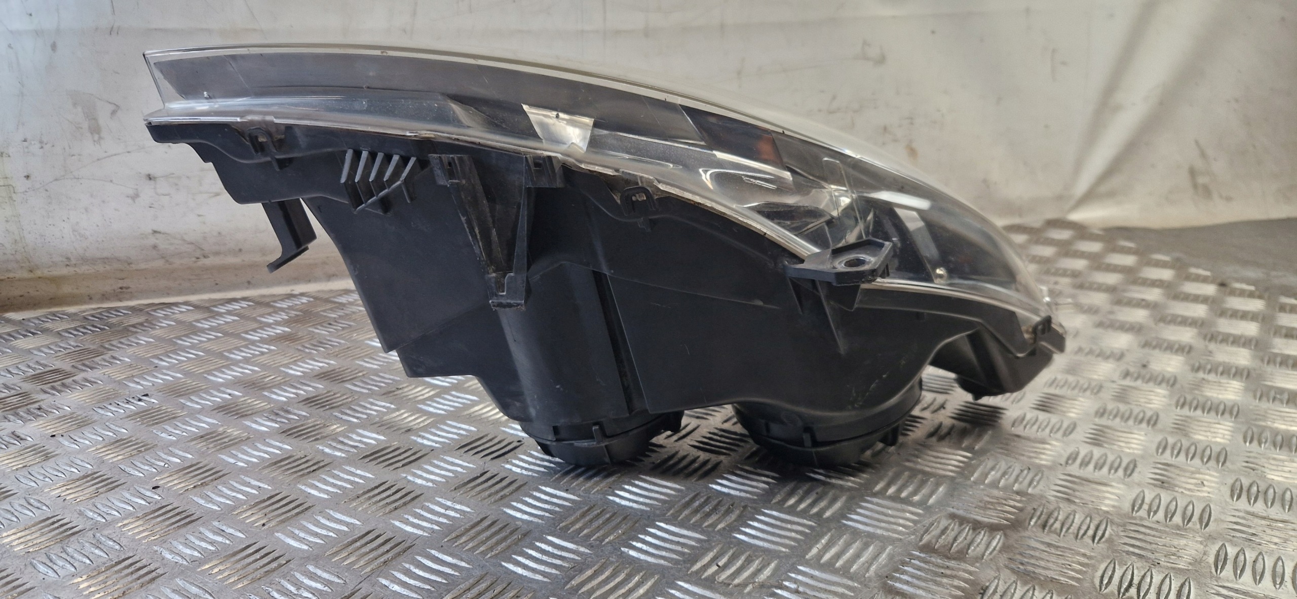 light left front PEUGEOT 307 2002r 9634369180