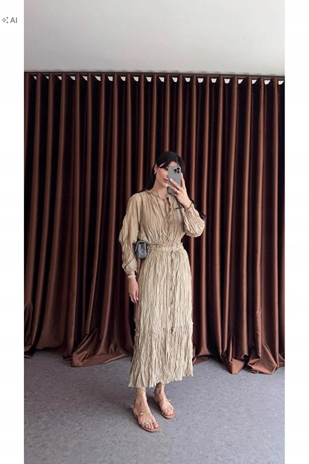Béžový Prošívaný Dámský Komplet V Elegantním Stylu, Velikost 5IA