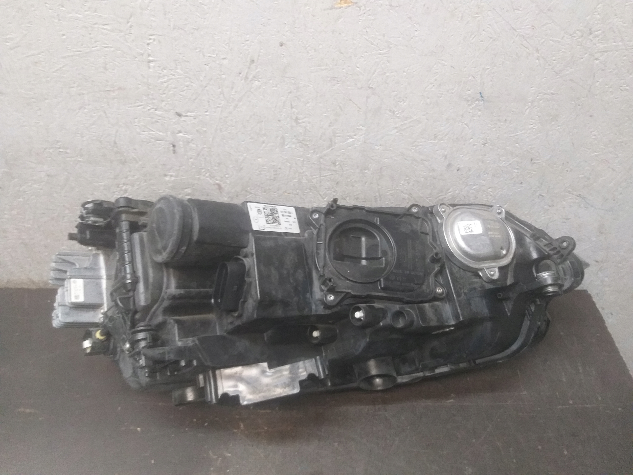light front left VW SPORTSVAN FULL LED LIFT 517941035C
