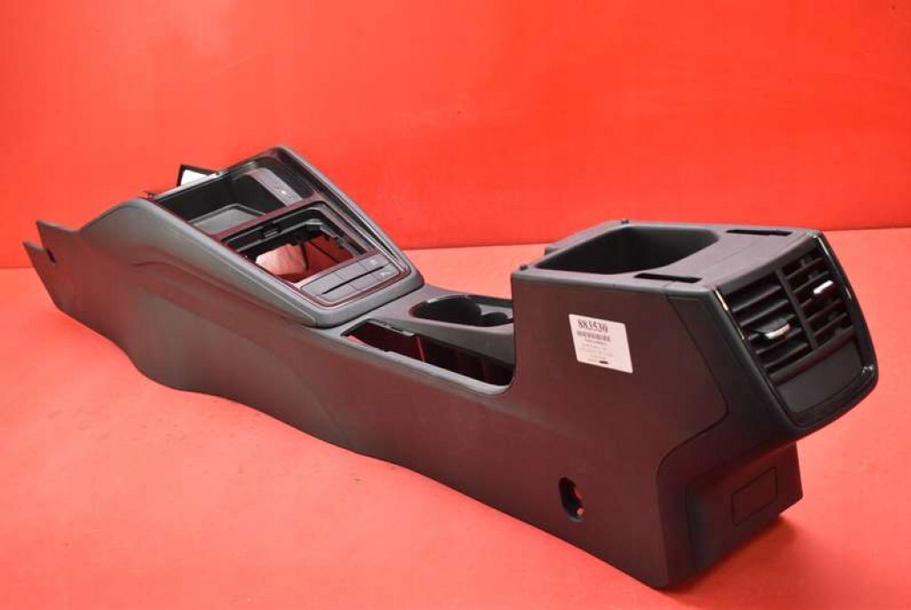 TUNEL mitte 655863243 SKODA KAMIQ 19