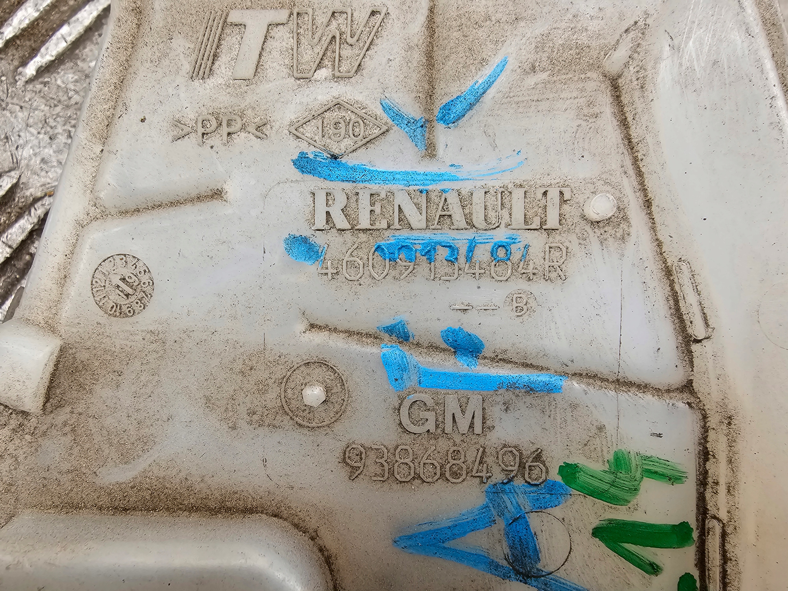 Behälter Renault OE 460913484R NR M1023