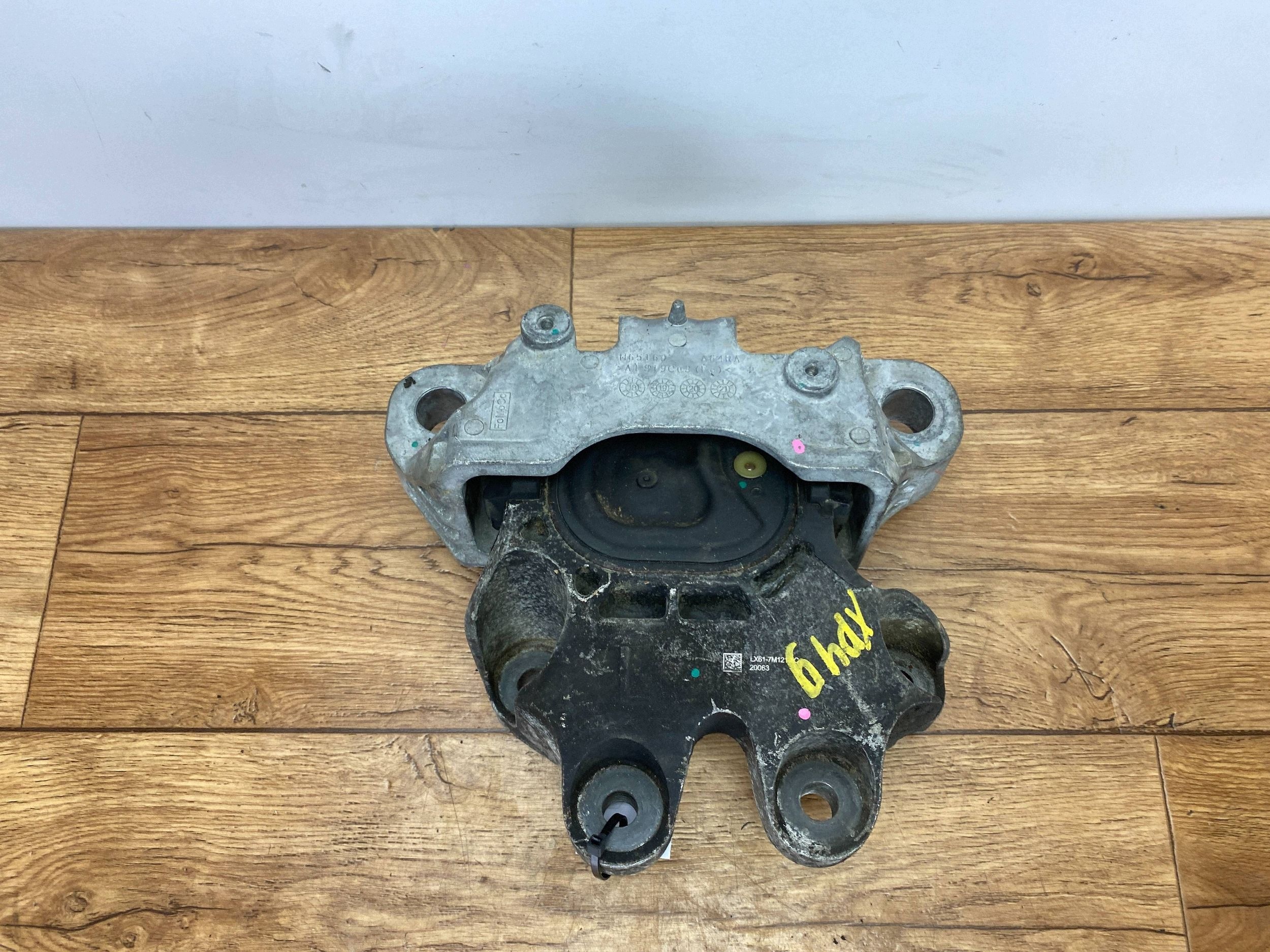 gearbox mount Ford Escape IV 2.0T AWD 2020+