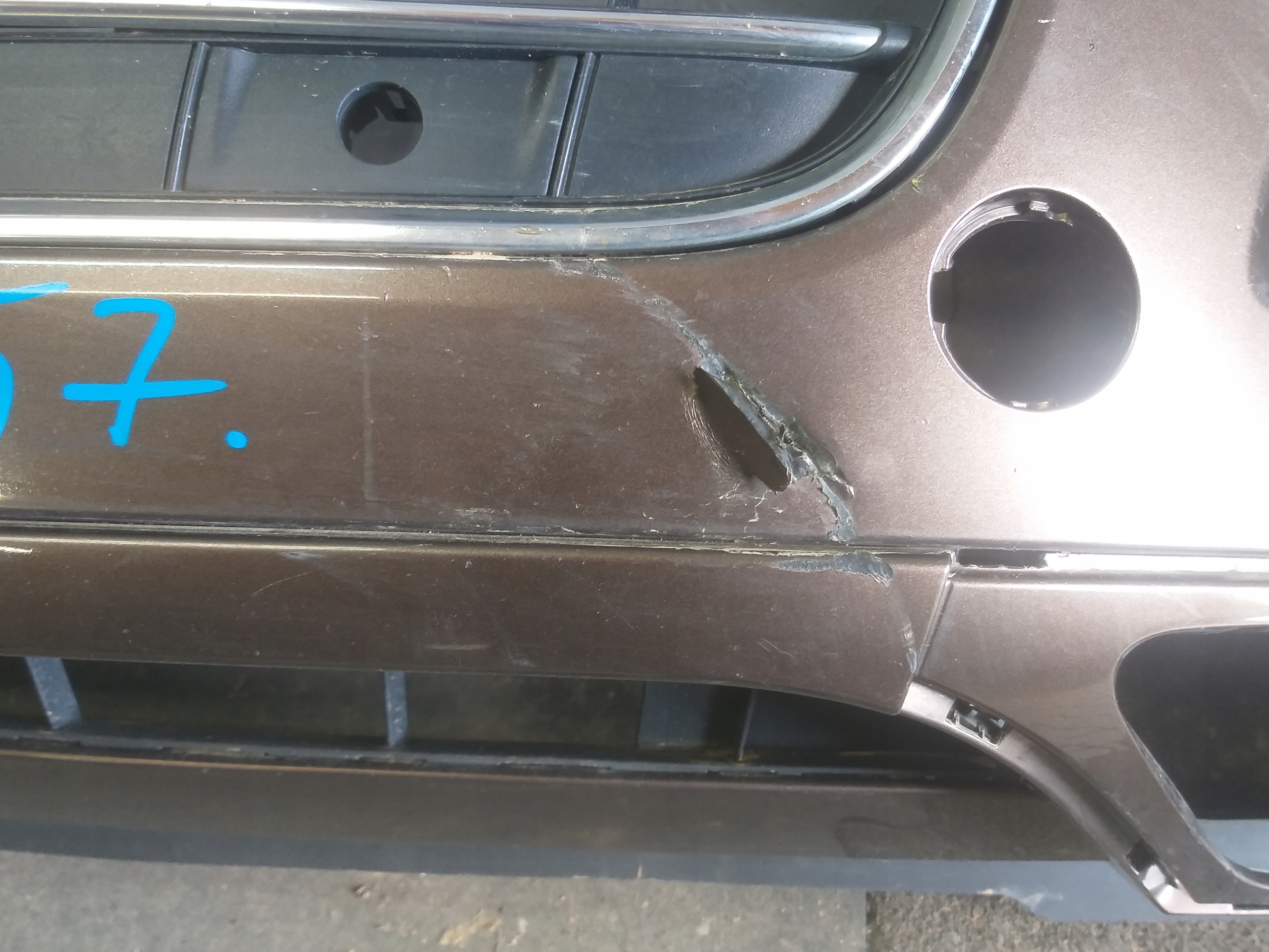 bumper front VW TOUAREG 10