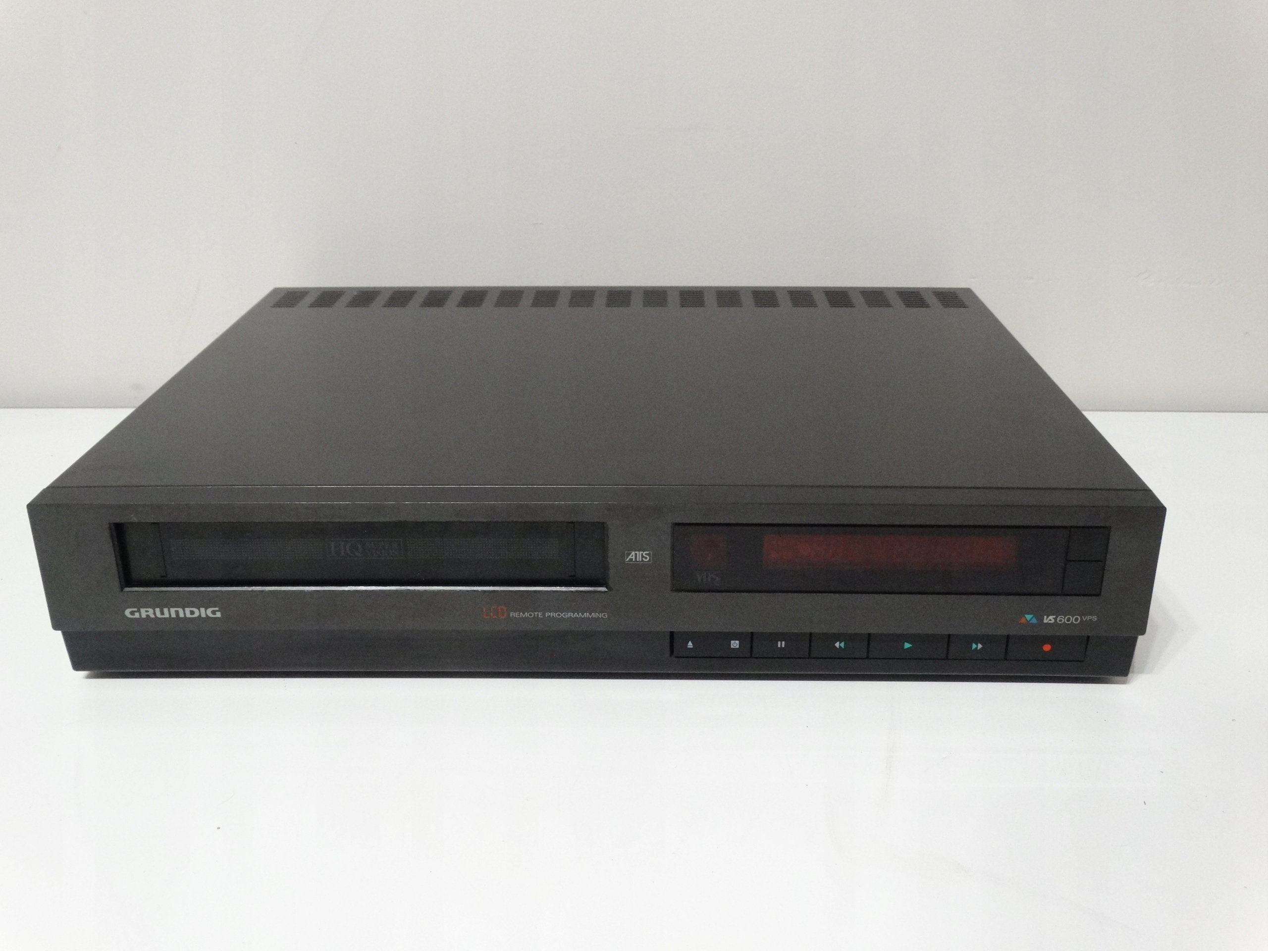 Magnetowid VHS GRUNDIG VS 600 VPS