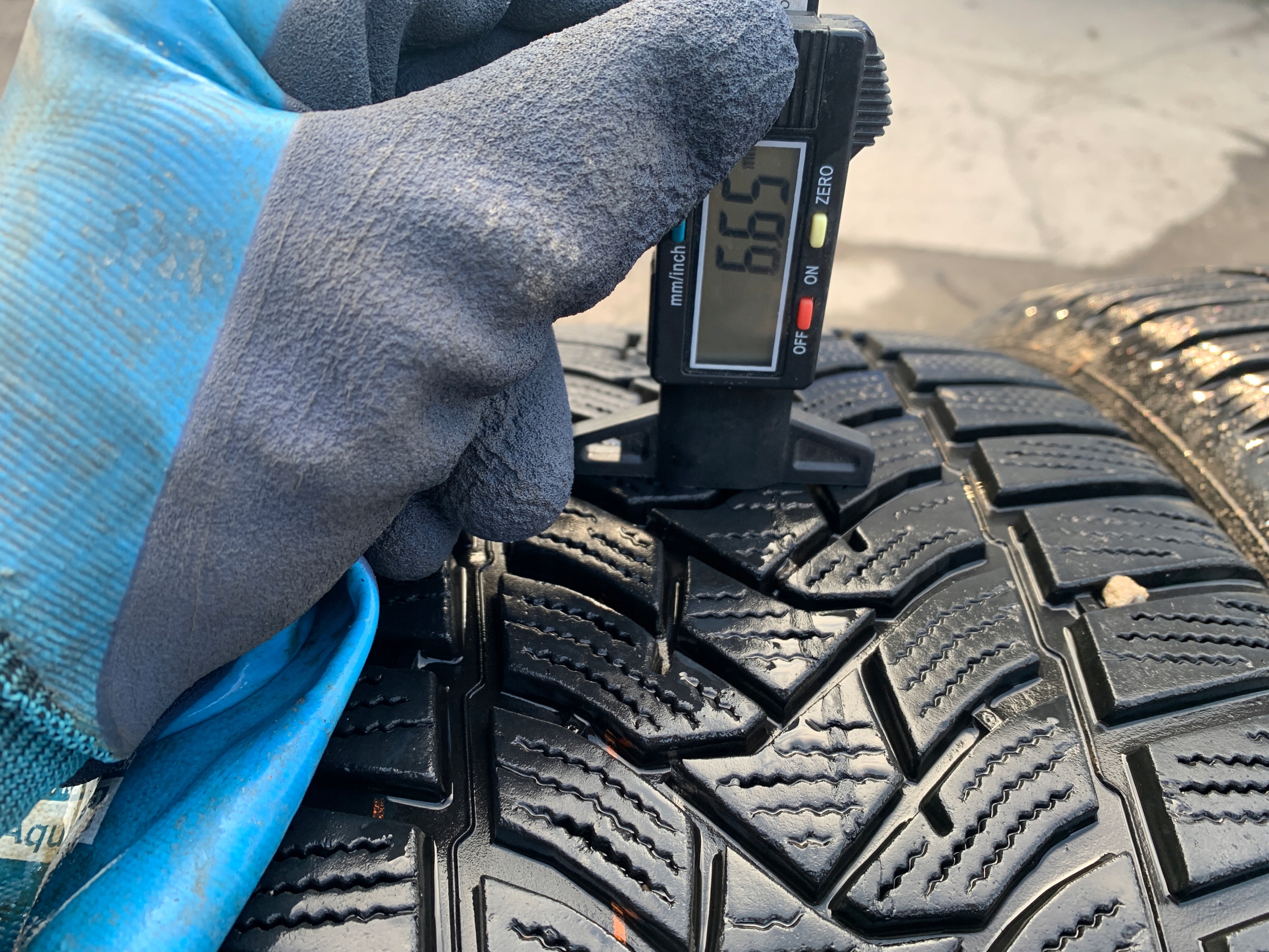 OPONY ZIMOWE DUNLOP WINTER SPORT 5 225/40/R18 6,4mm PARA Indeks prędkości V do 240 km/h