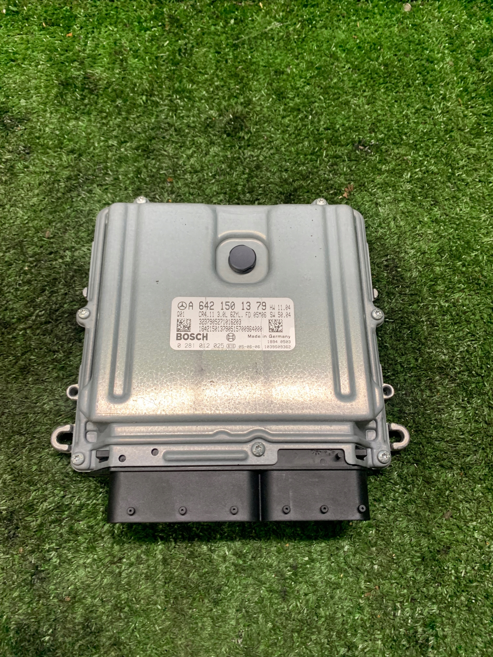 STEROWNIK KOMPUTER SILNIKA MERCEDES W211 3.0 A6421501379