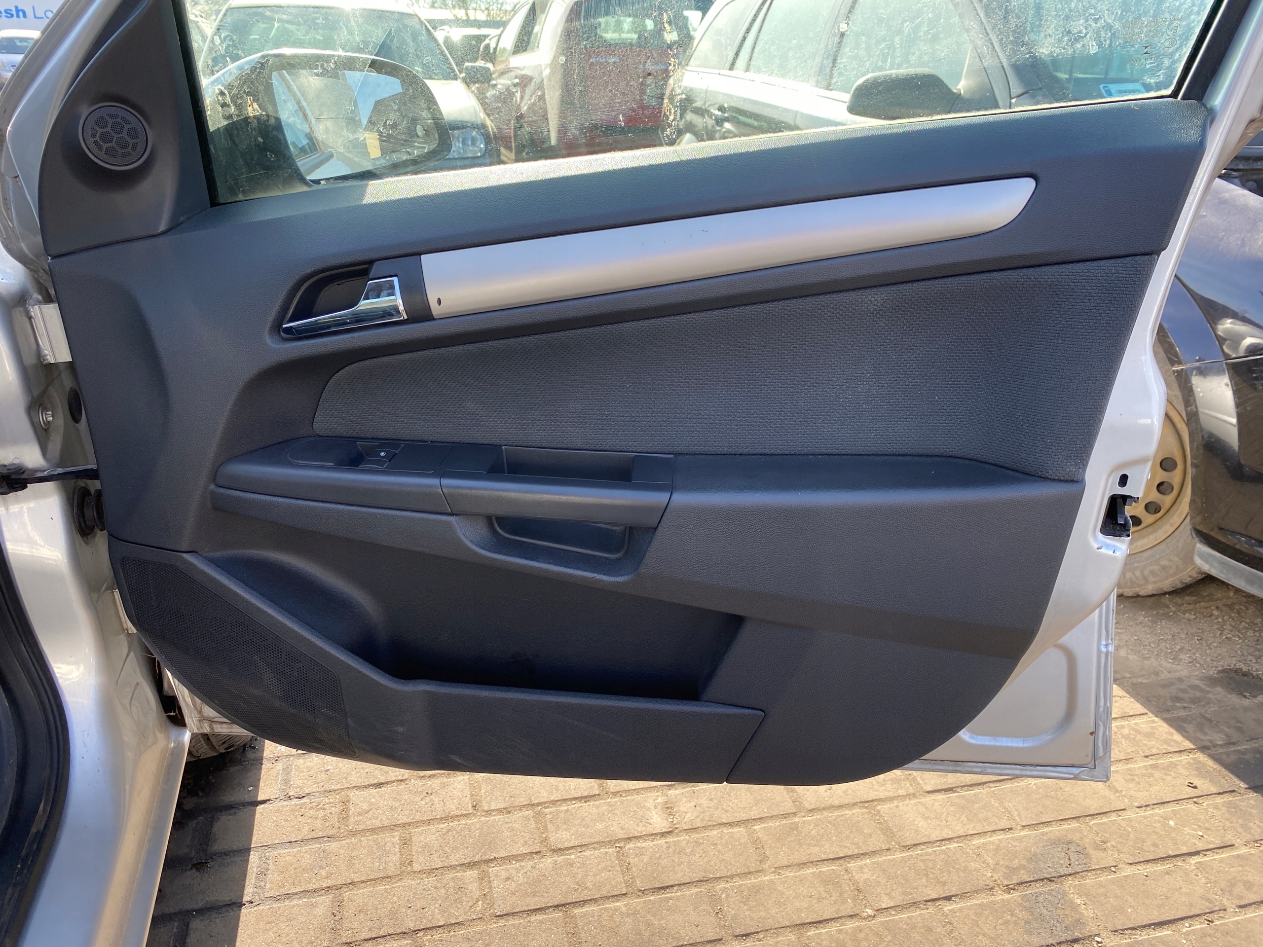 Opel Astra H FL 07-14 Mécanisme Rabaissement Mécanisme essuie glaces Droite