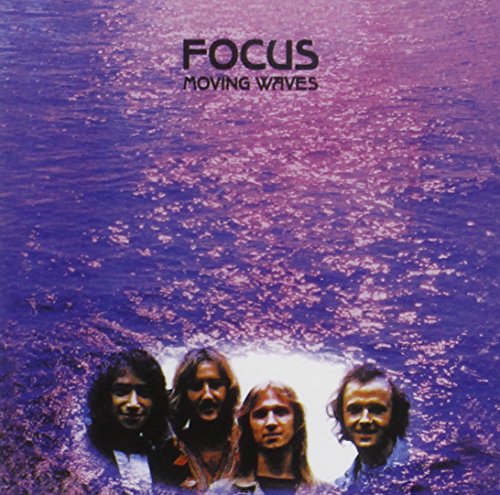 CD Focus Moving Waves