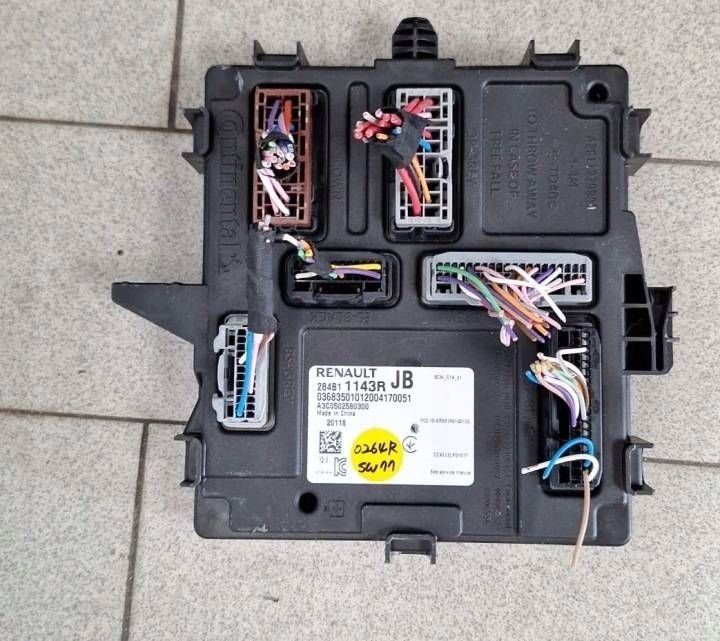 module unité de commande électronique uce boîte BCM RENAULT ARKANA 284B11143R