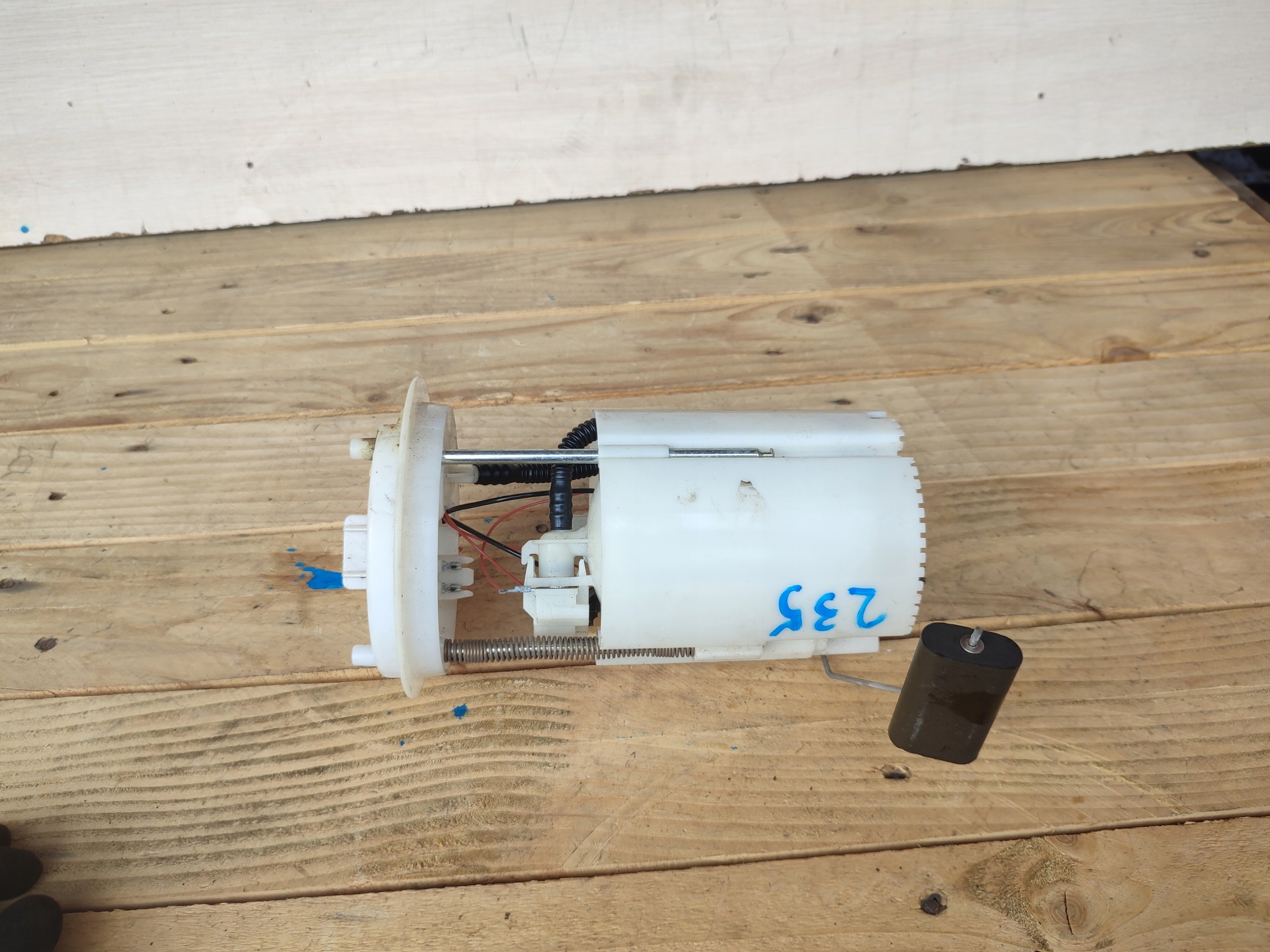 feed pump float OPEL CORSA E 1.4 13436579