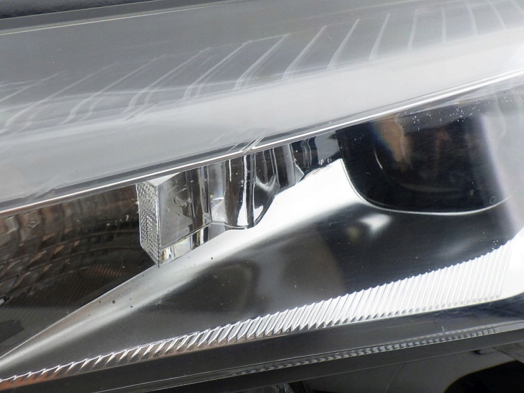 LEXUS UX FULL LED 2018- light left front