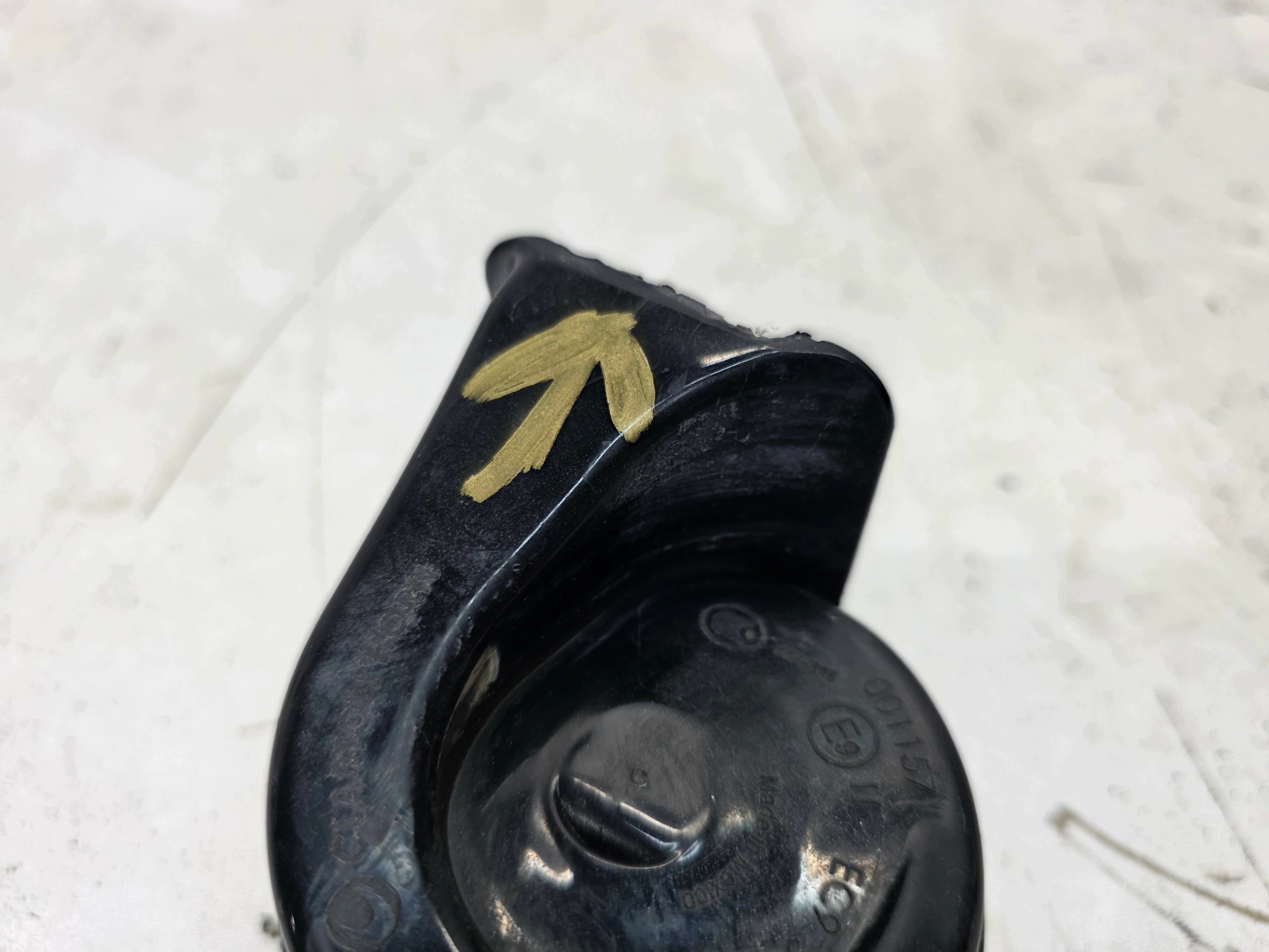 KLAKSON SYGNAL LOW AUDI Q5 FY 80A951221