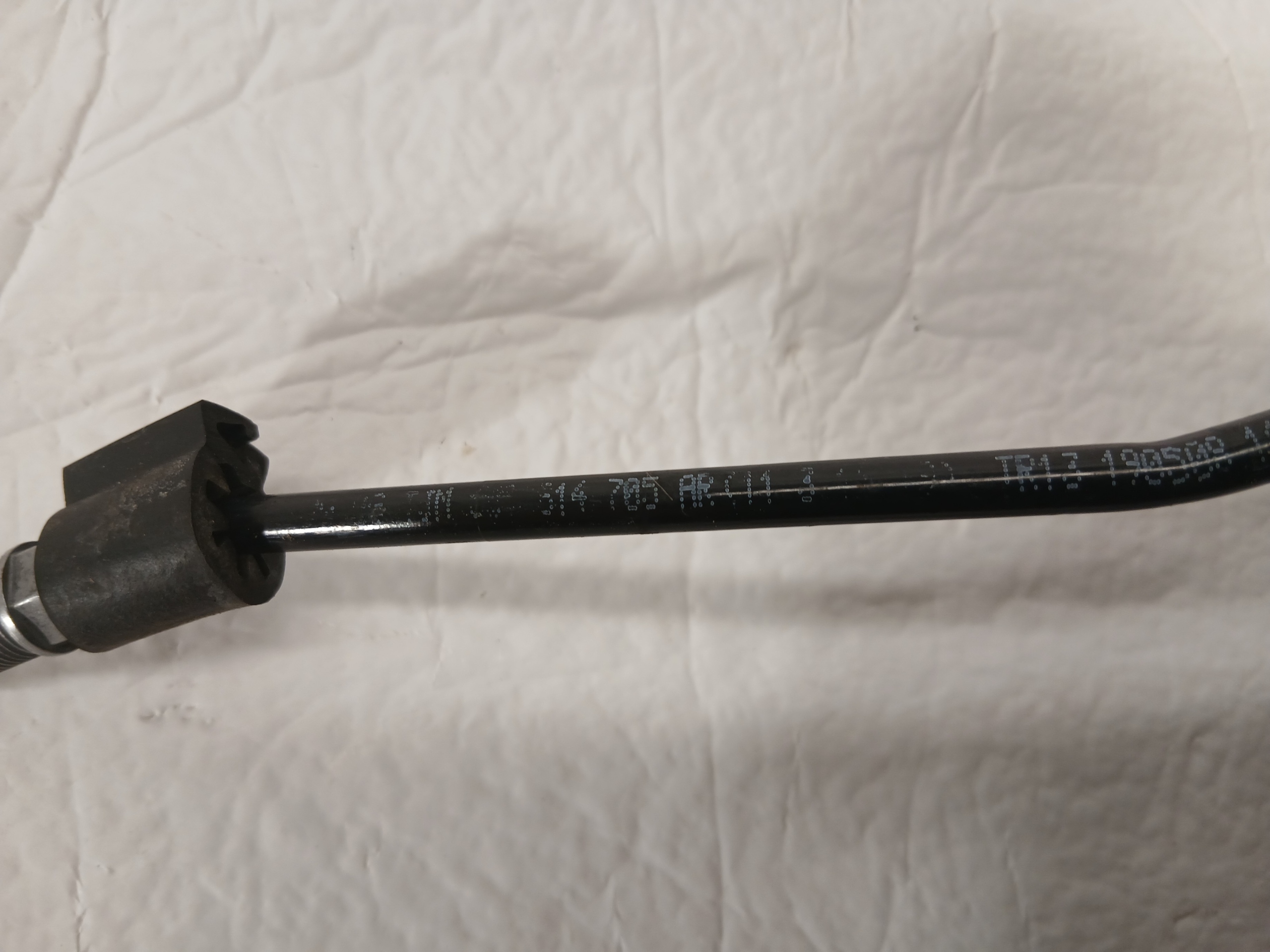 AUDI A4 B9 LIFT Schlauch Brems- 8W1614705AR