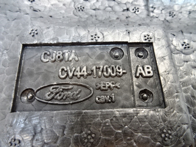 FORD KUGA MK2 WKŁAD KOŁA ZAPASOWEGO LEWAREK CV44-17009-AB Typ samochodu Samochody osobowe