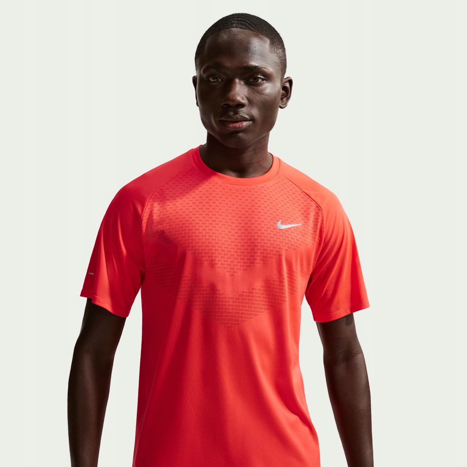 Pánské triko Nike Stride Pánské Dri-FIT Adv Short-Sleeve Running Top