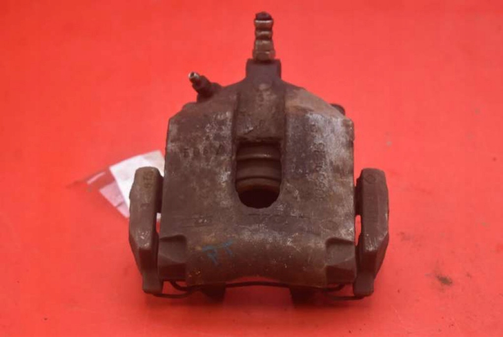caliper brake right rear part VOLVO XC90 1 and 2.4 D5 163 KM 4X4 02-06