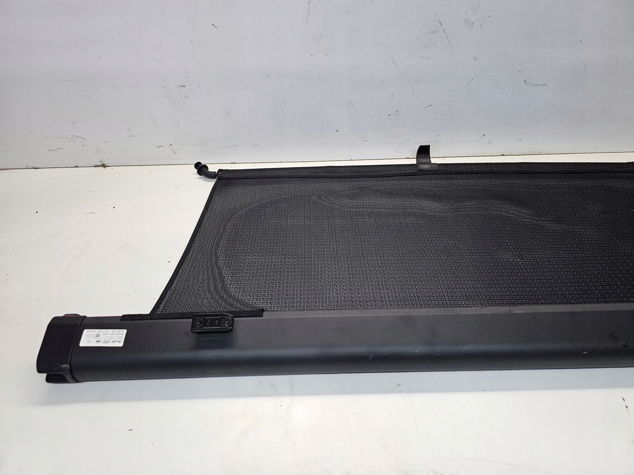 net boot vertical AUDI A4 B9 AVANT KOMBI 8W9861691A