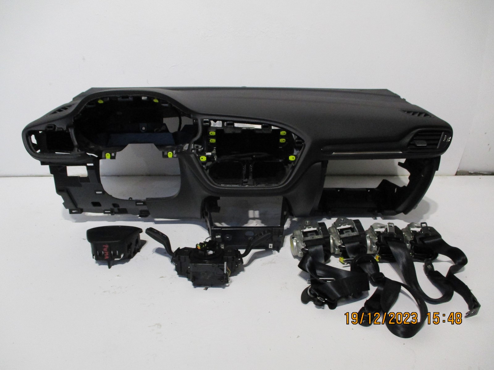 dashboard console pulpit FORD PUMA II