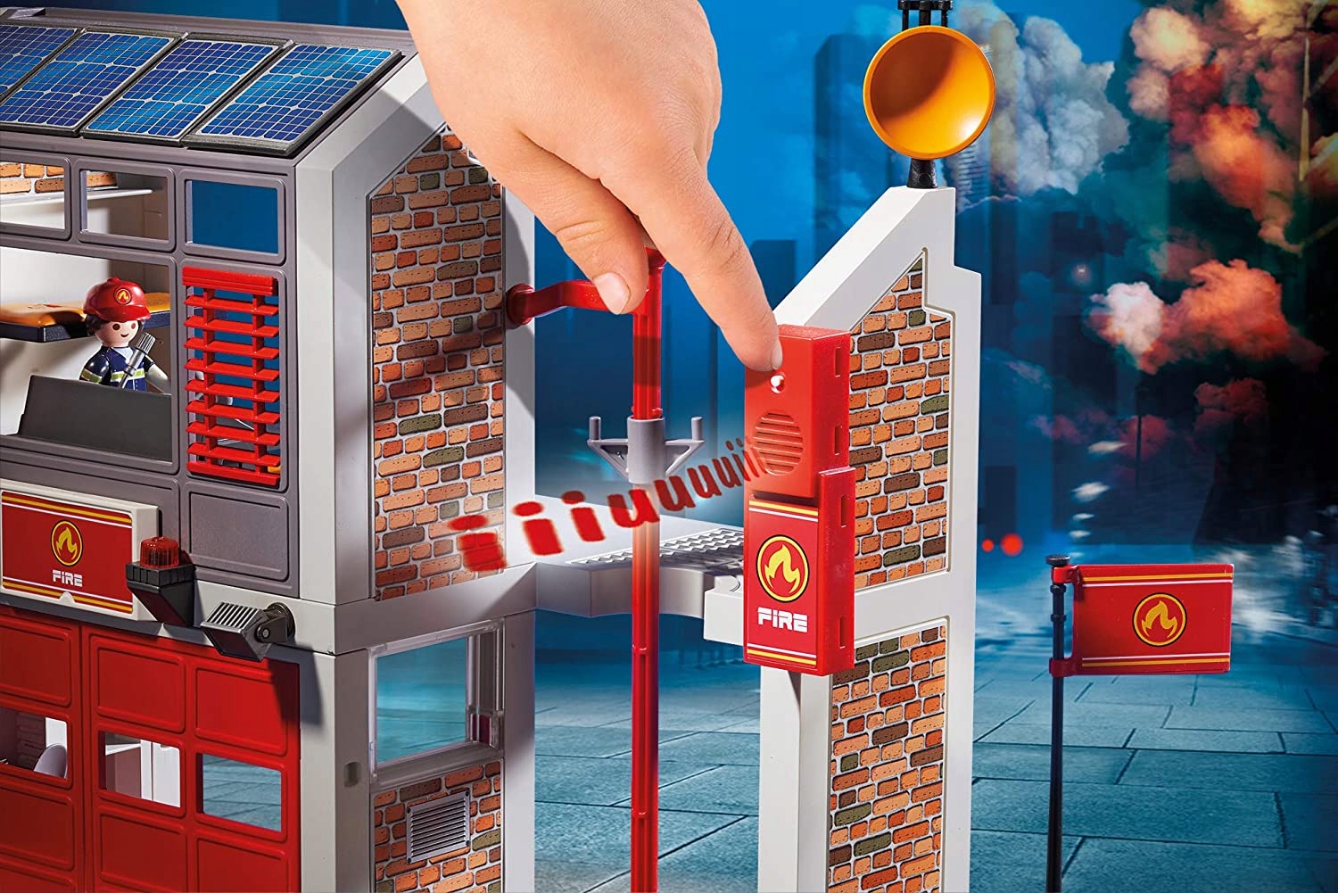 PLAYMOBIL CITY ACTION 9462 DUŻA REMIZA STRAŻACKA Seria CITY ACTION