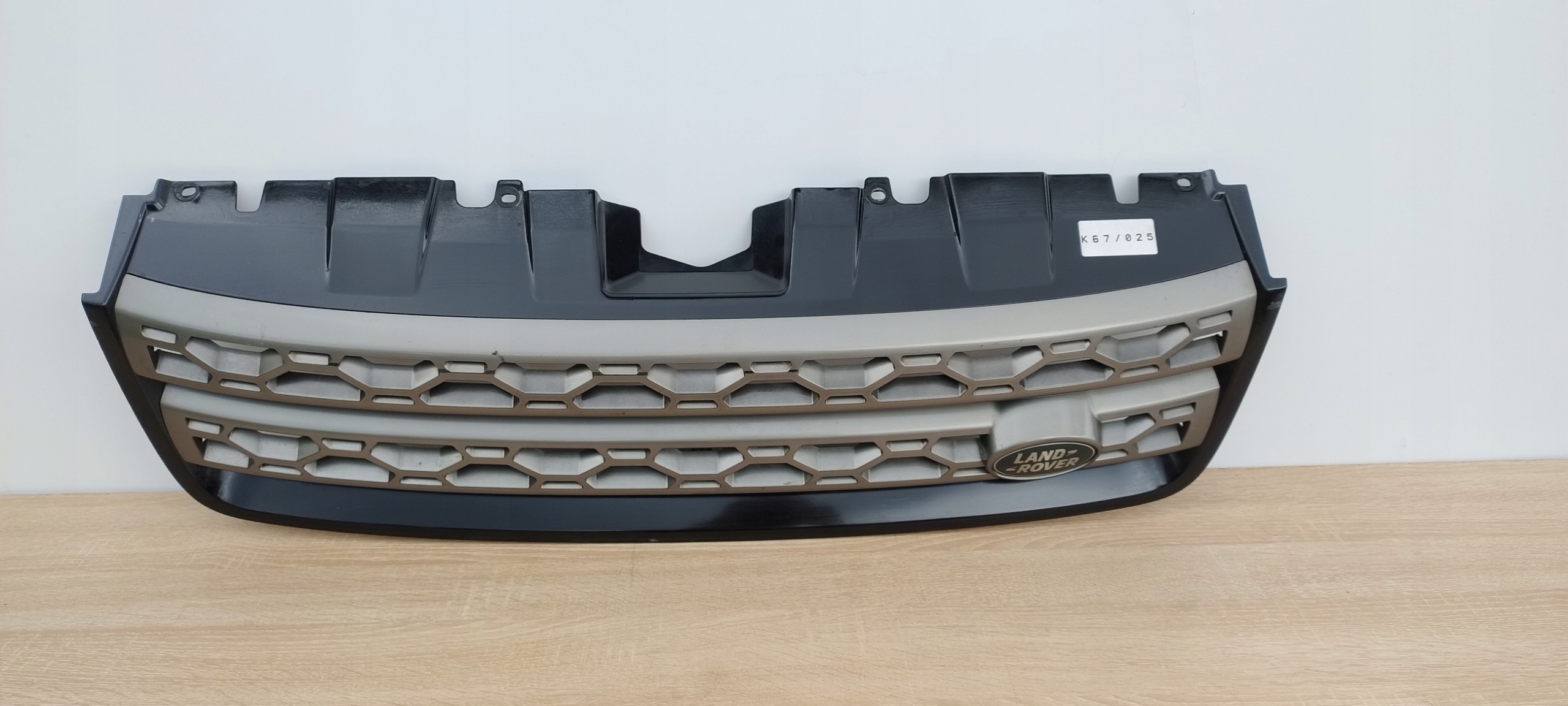 LAND ROVER DISCOVERY SPORT L550 GRILLE