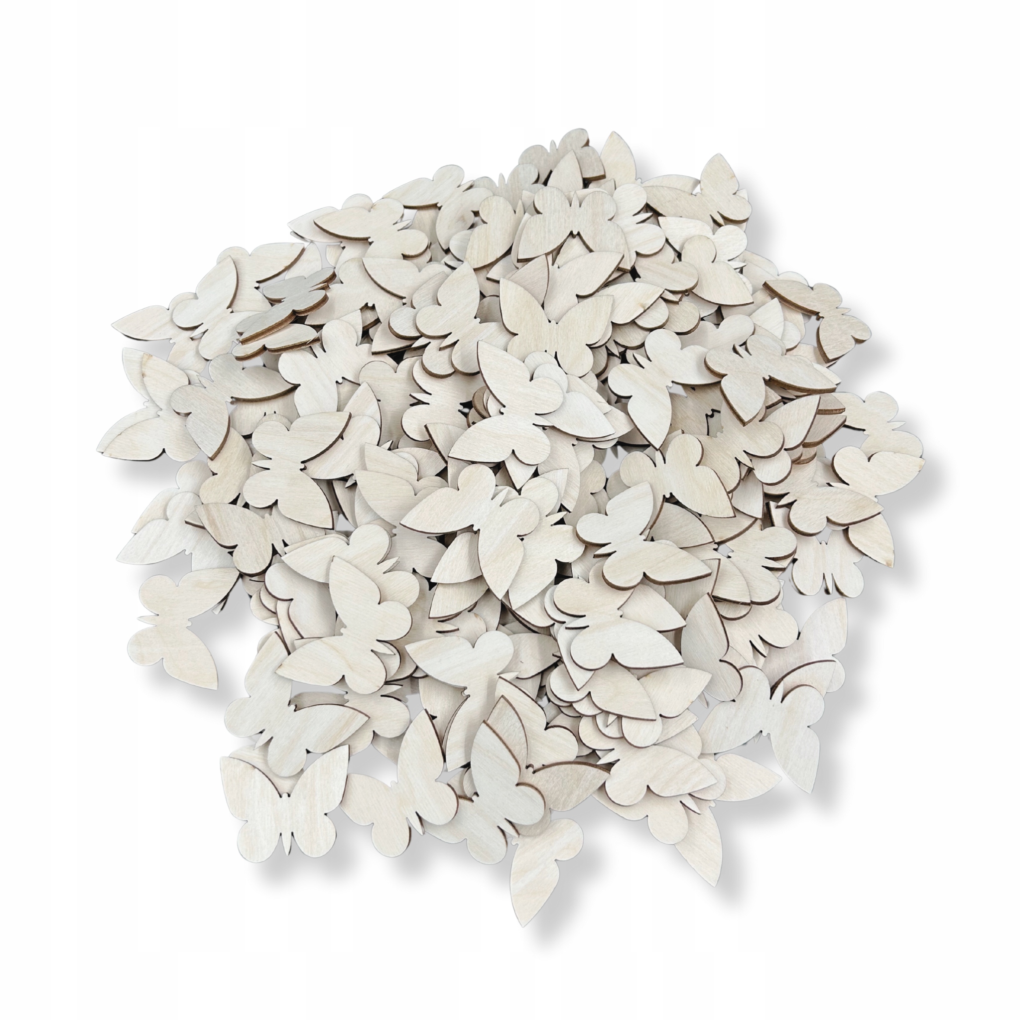 Dřevěné motýlky 4,5 x 4 cm 300 ks ozdobných dekorace pro scrapbooking vyrobených z překližky