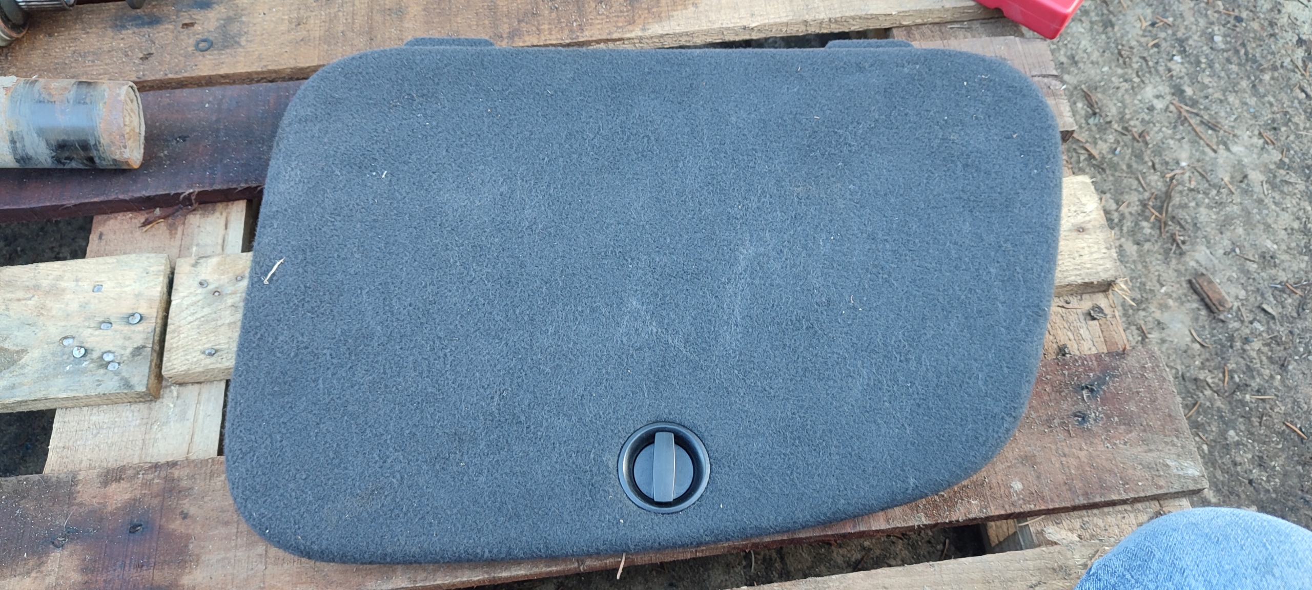 right upholstery boot Audi 4L0867468