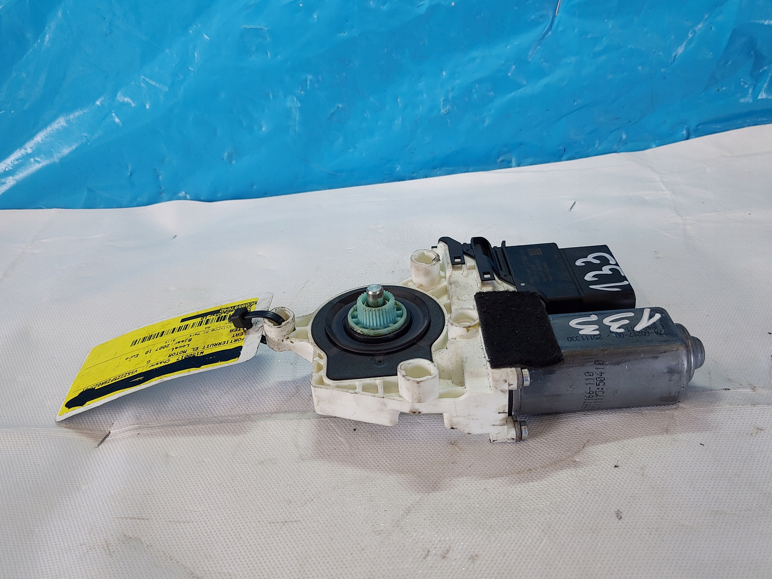engine lifting windows SEAT ALTEA 3C0959704D right rear part