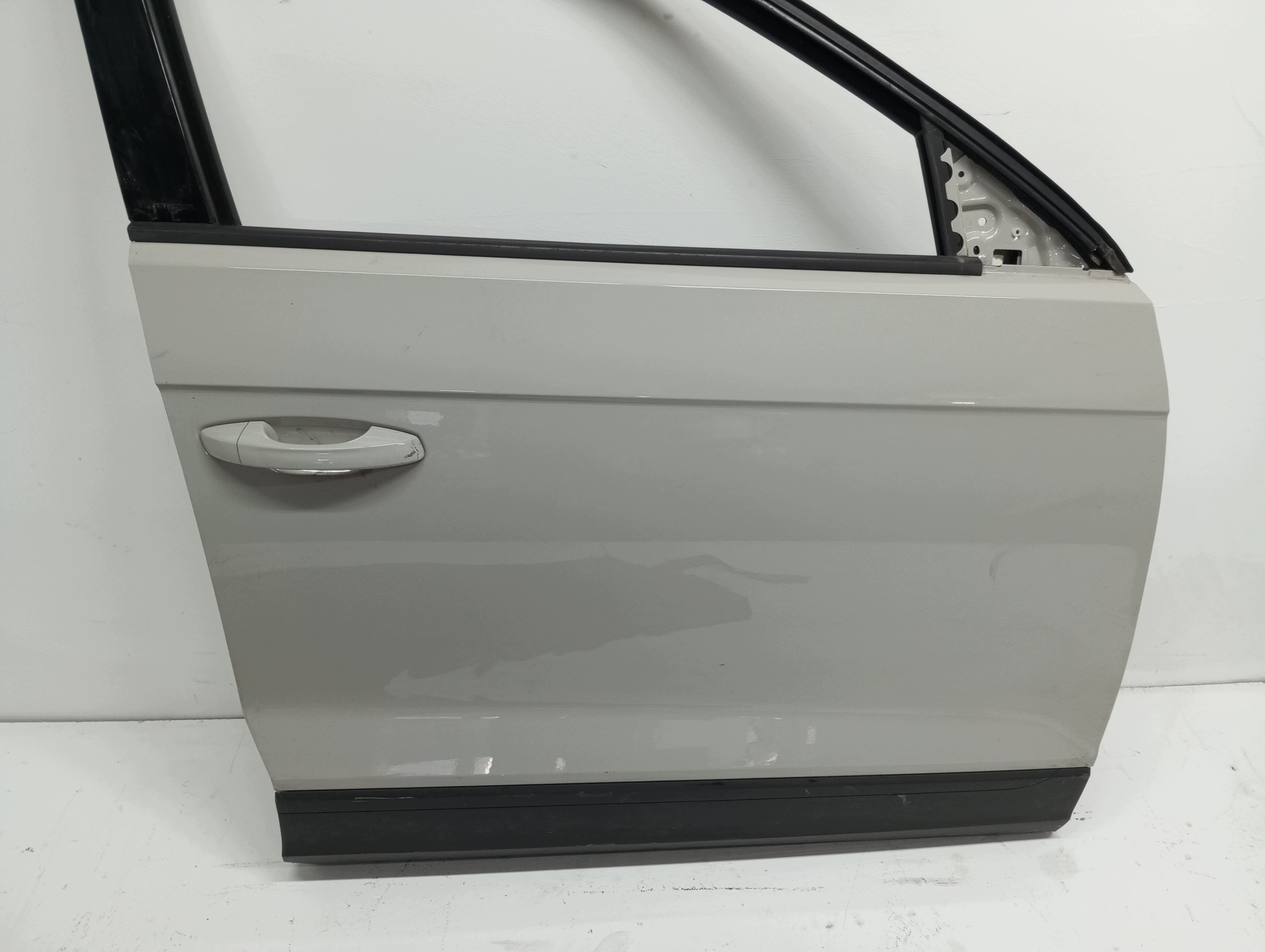 door right front VW T ROC 2GA 23R BSZ