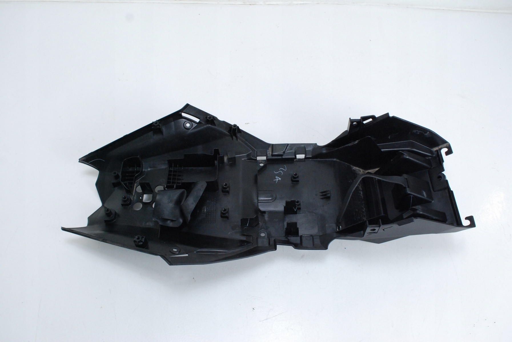 Заповнення арки заднього колеса KAWASAKI Z-125