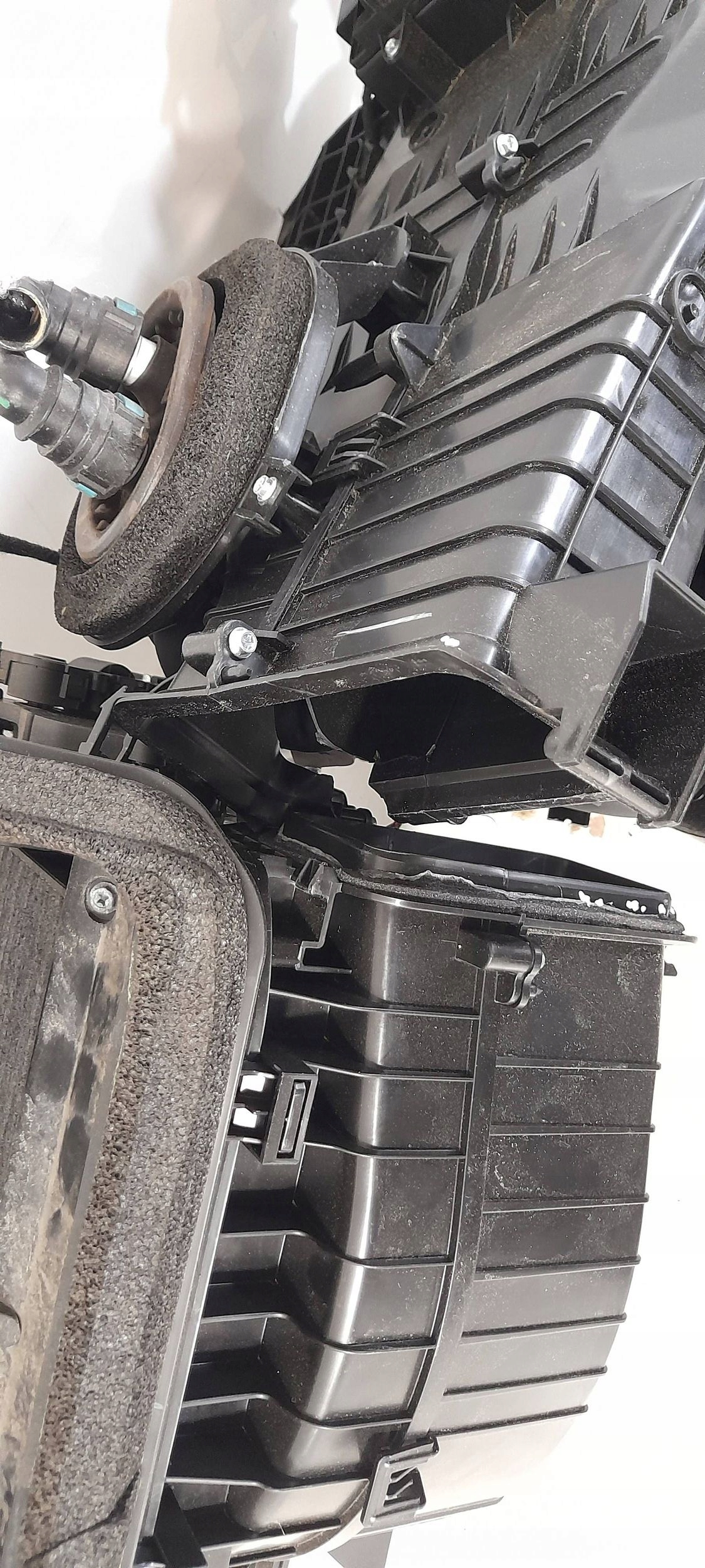 Land Rover Defender L663 Nagrzewnicz complete L8B219E624AA (LD28)