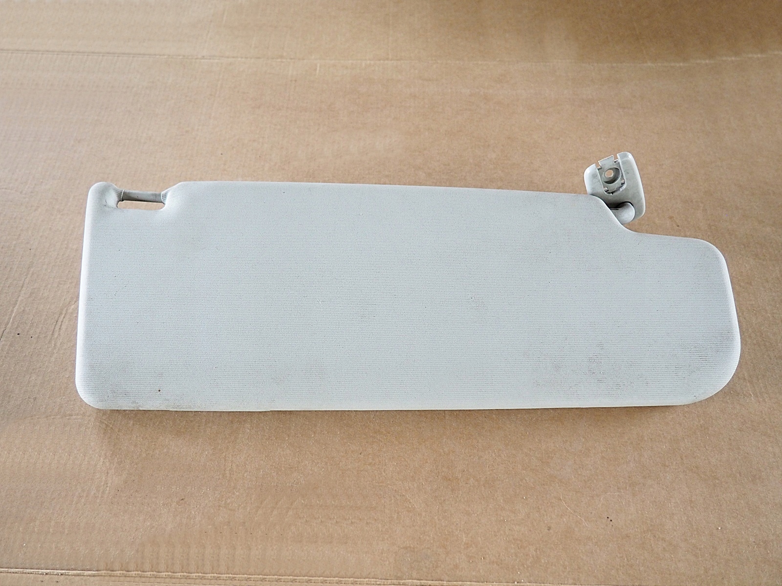 VW PASSAT B6 OSŁONA PRZECIWSŁONECZNA DASZEK SŁONECZNIK LEWY