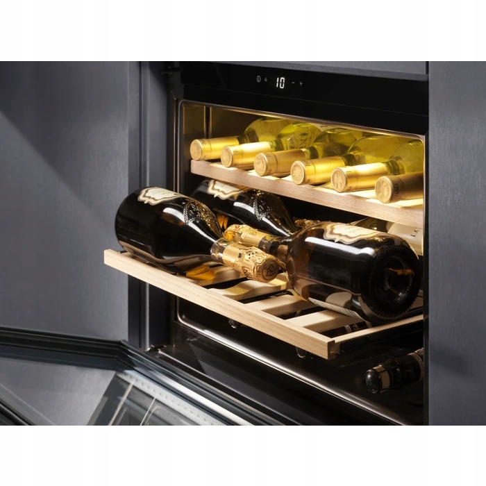 Chłodziarka do wina Electrolux KBW5T Liczba stref temperatur 1