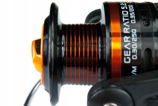 KOŁOWROTEK SPINNING match FL QFB 300 6bb, 4 kolory Przełożenie 5.2:1