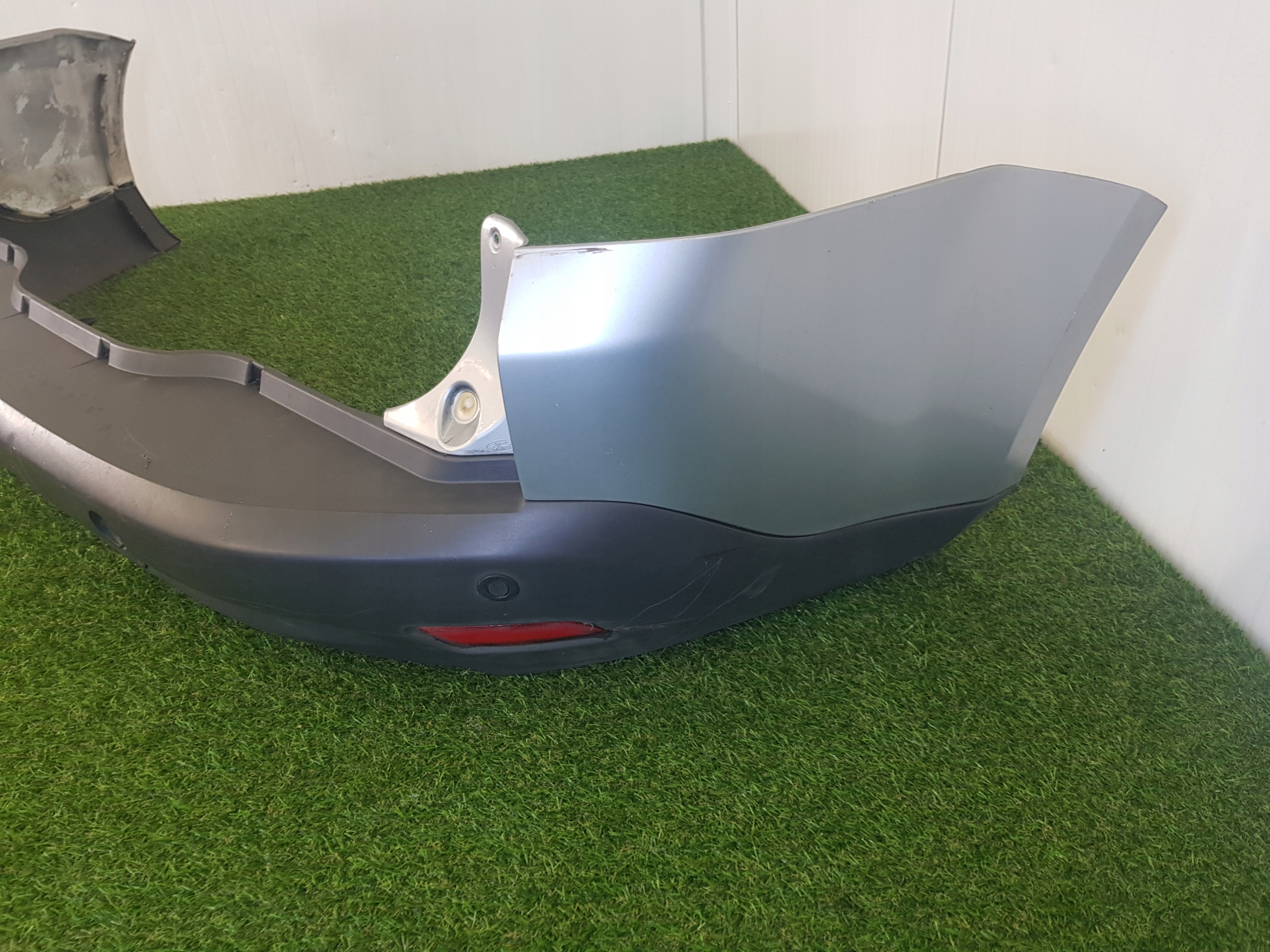 Stoßstange heck hinten FORD S-MAX 4xPDC 2007 KOD LAKIERU 76