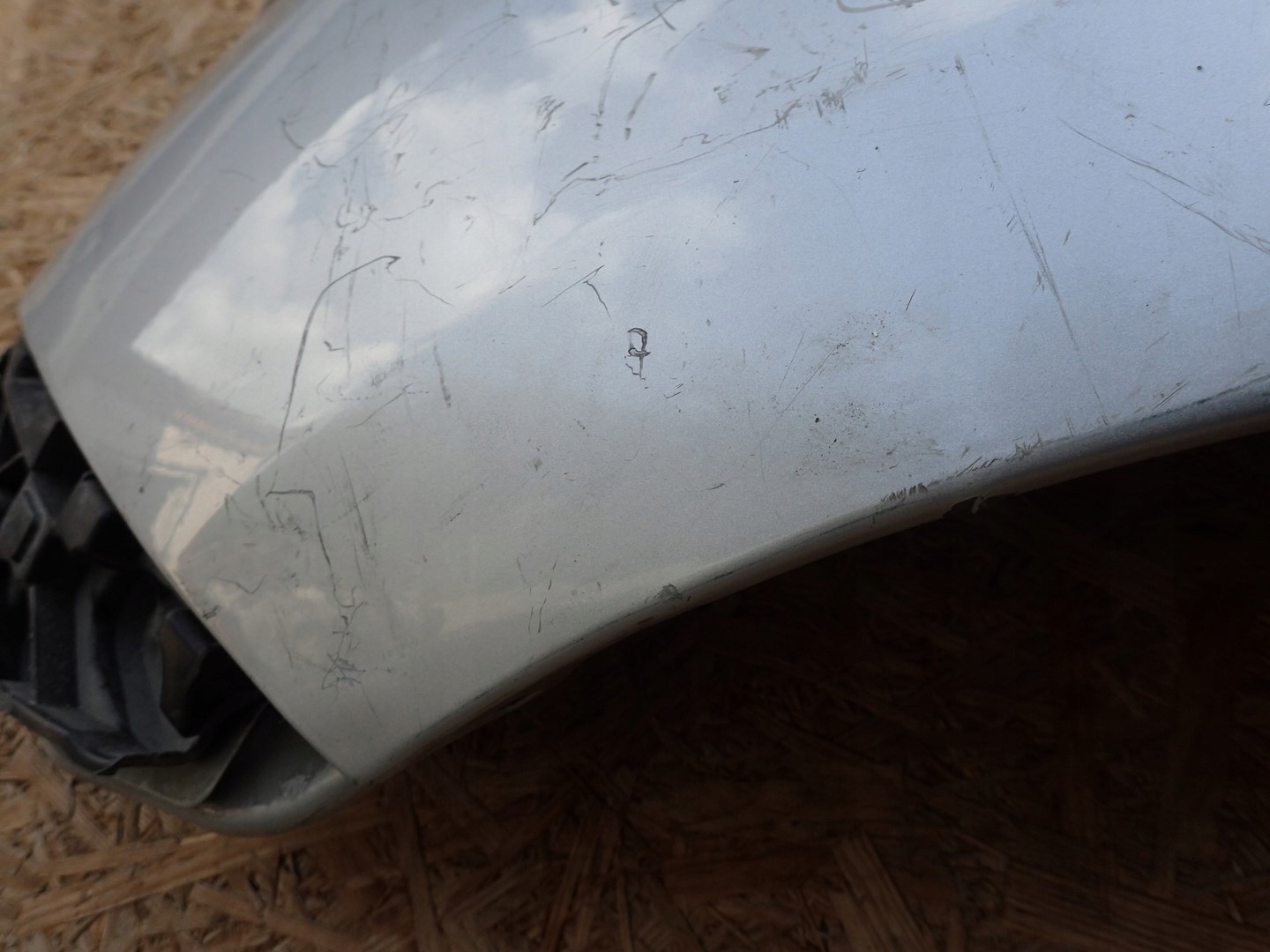 fender left front DACIA SANDERO 2 LOGAN II 12-15R