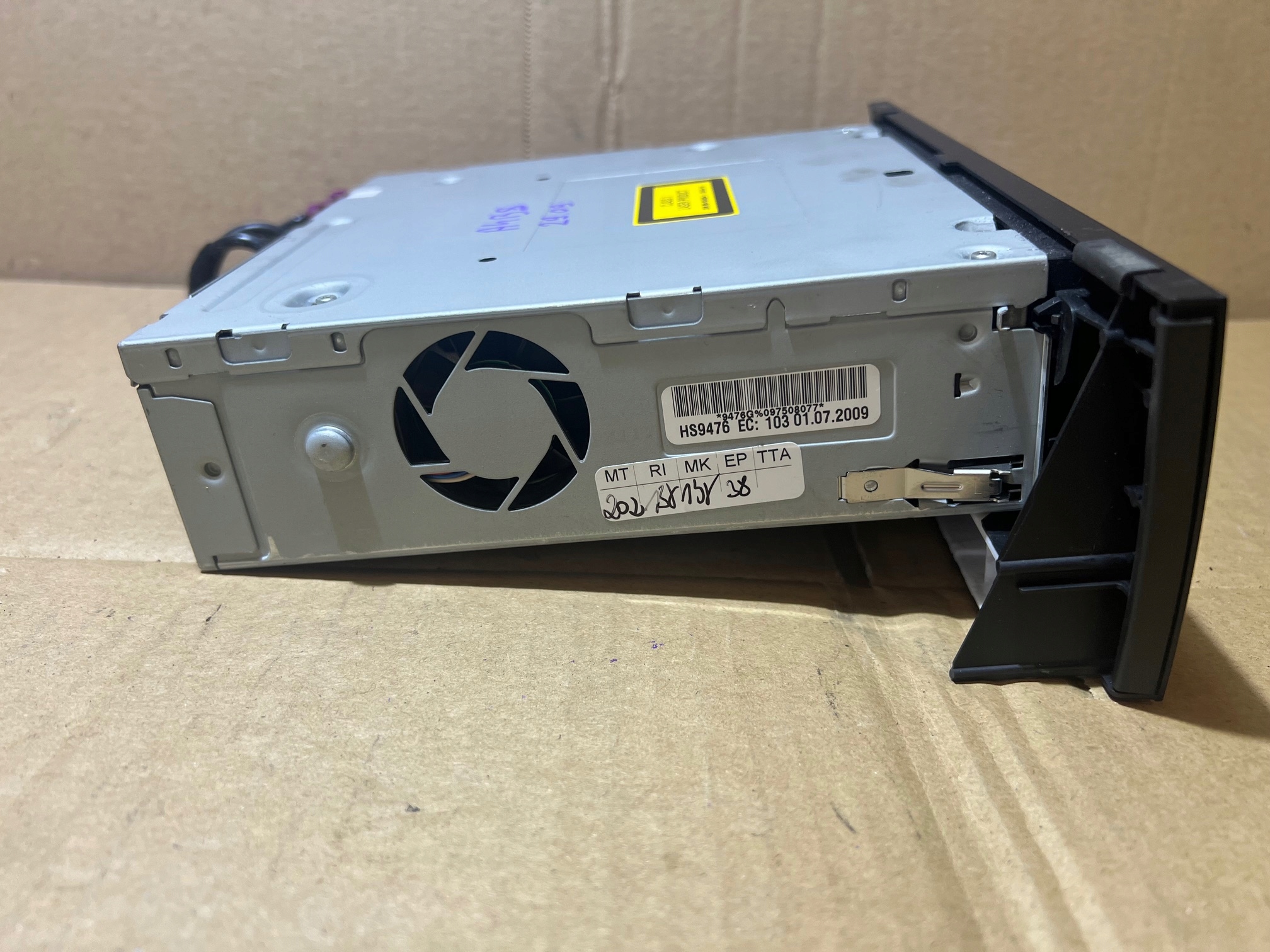 AUDI A5 S5 8T A4 B8 Q5 8R navigation player MULTIMEDIA 8T2035670D