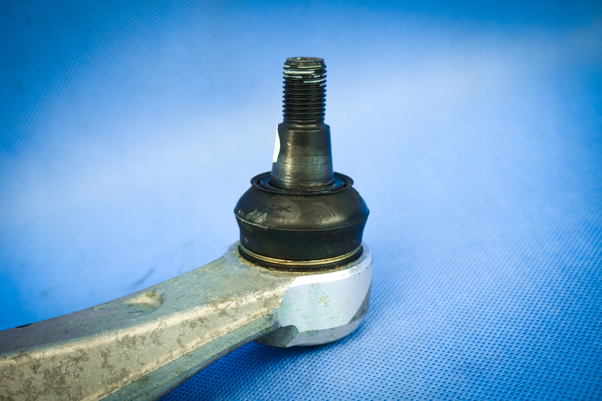 arm front left Audi A4 8K A5 Lift 8K0407693AD
