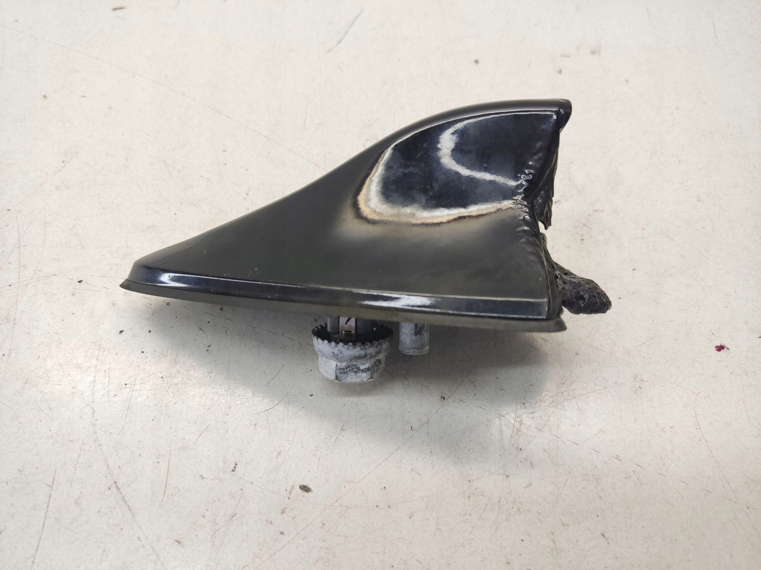 kia OPTIMA III 3 антенна радио навигации крыша