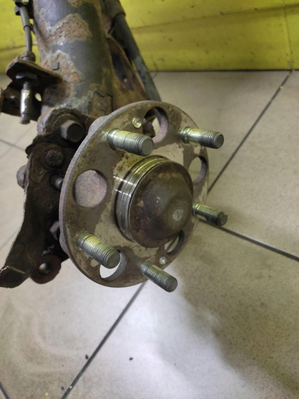 HONDA CIVIC VIII UFO 2.2 and-CTDI sider rear part